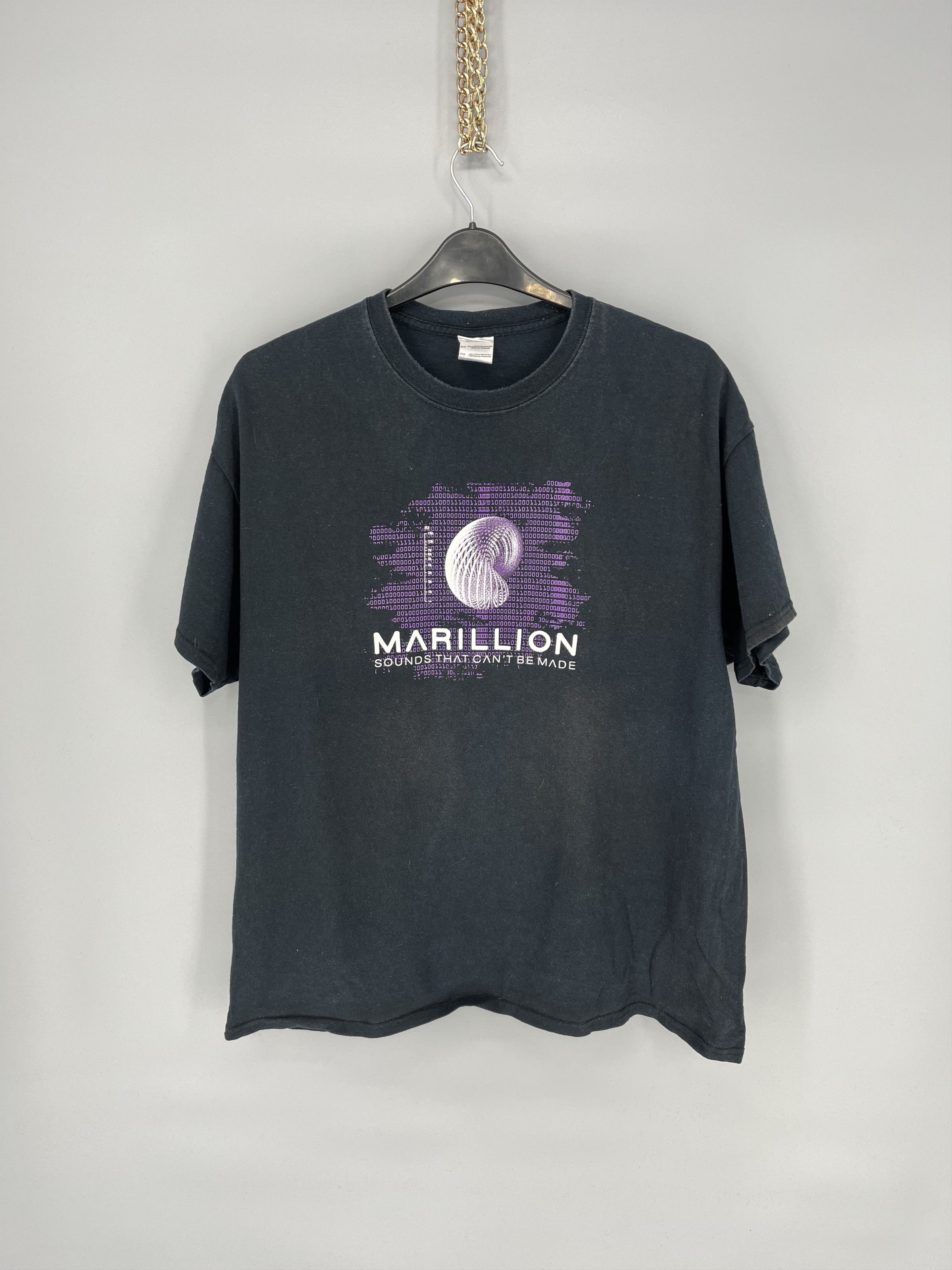 Band Tees Vintage Y2K Marillion Sounds on Tour 2013 Band Rock T Shirt Size US XL / EU 56 / 4 - 1 Thumbnail