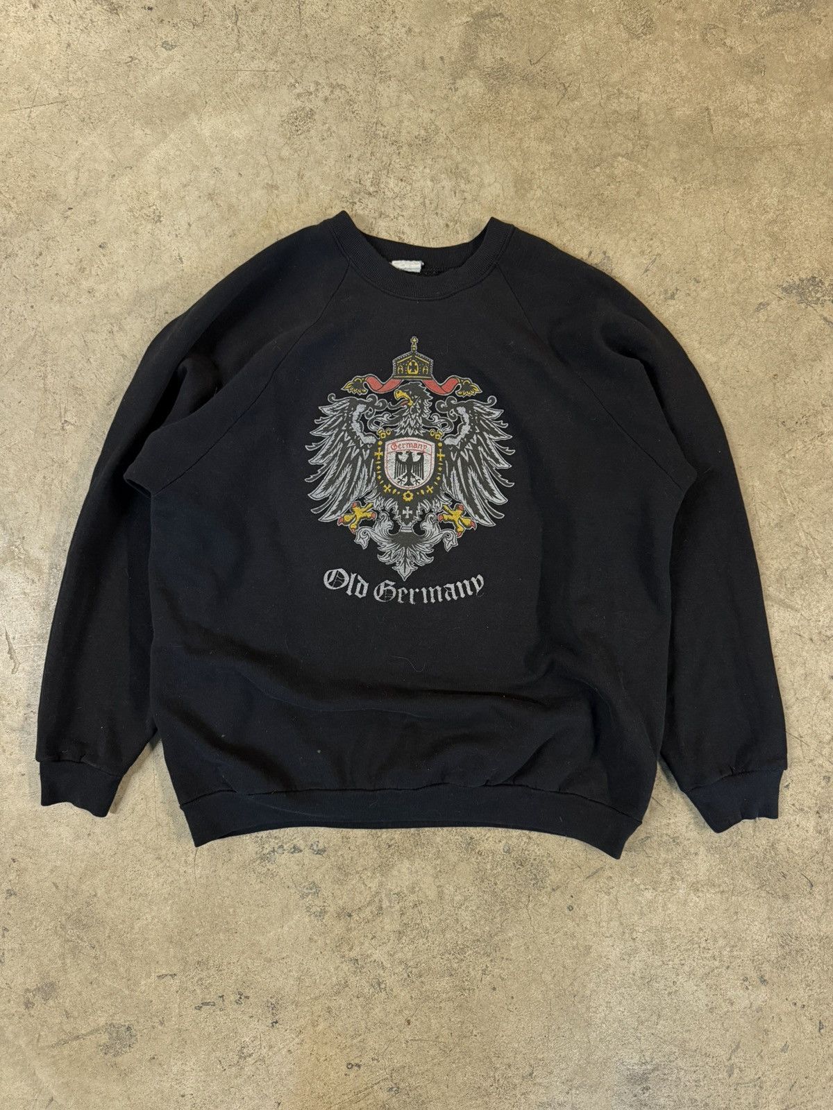 Vintage Vintage Black Old Germany Crewneck Size US M / EU 48-50 / 2 - 1 Thumbnail