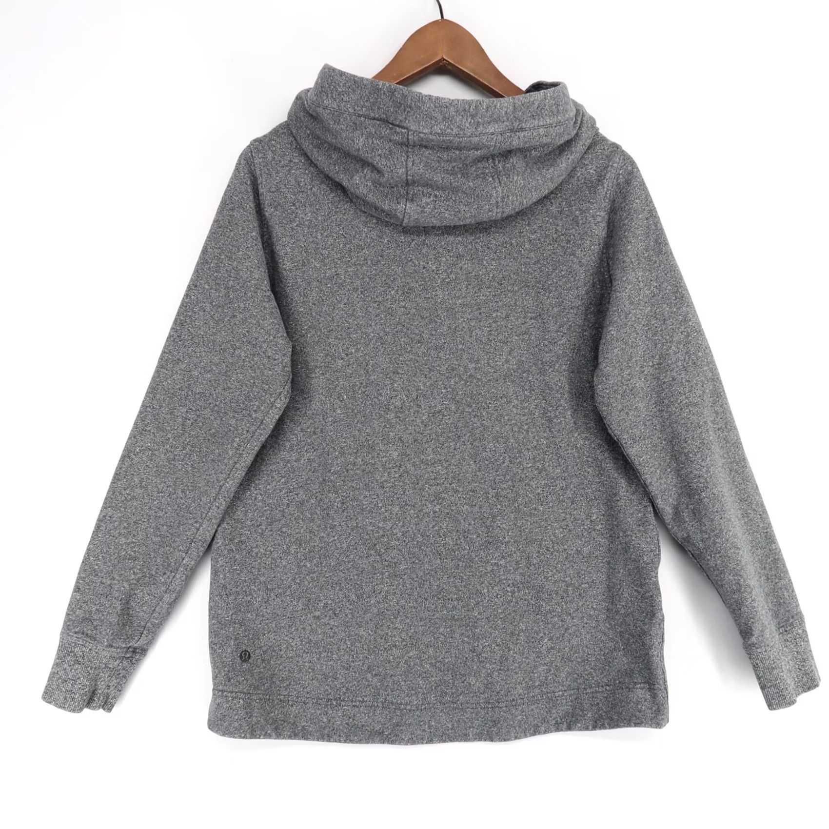 Lululemon Lululemon Hoodie Womens 8 Gray Heather Cowl Neck Pullover Kangaroo Pocket Pullover Hooded Pockets Womens 8 Gray Heather Size M / US 6-8 / IT 42-44 - 2 Thumbnail