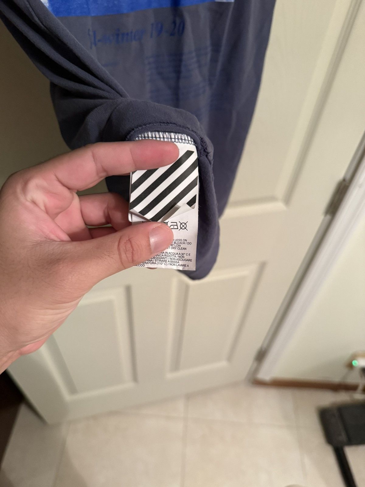 Off-White 2019-2020 Off White Season Size US XL / EU 56 / 4 - 7 Thumbnail