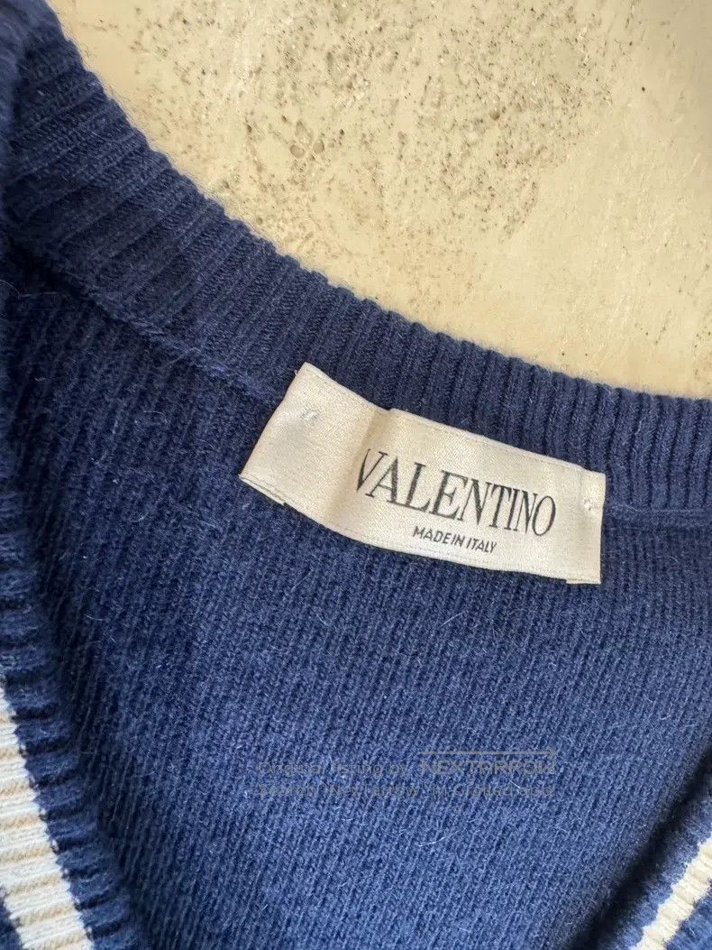 Valentino Valentino Blue and white letter V-neck sweater Size S / US 4 / IT 40 - 3 Thumbnail