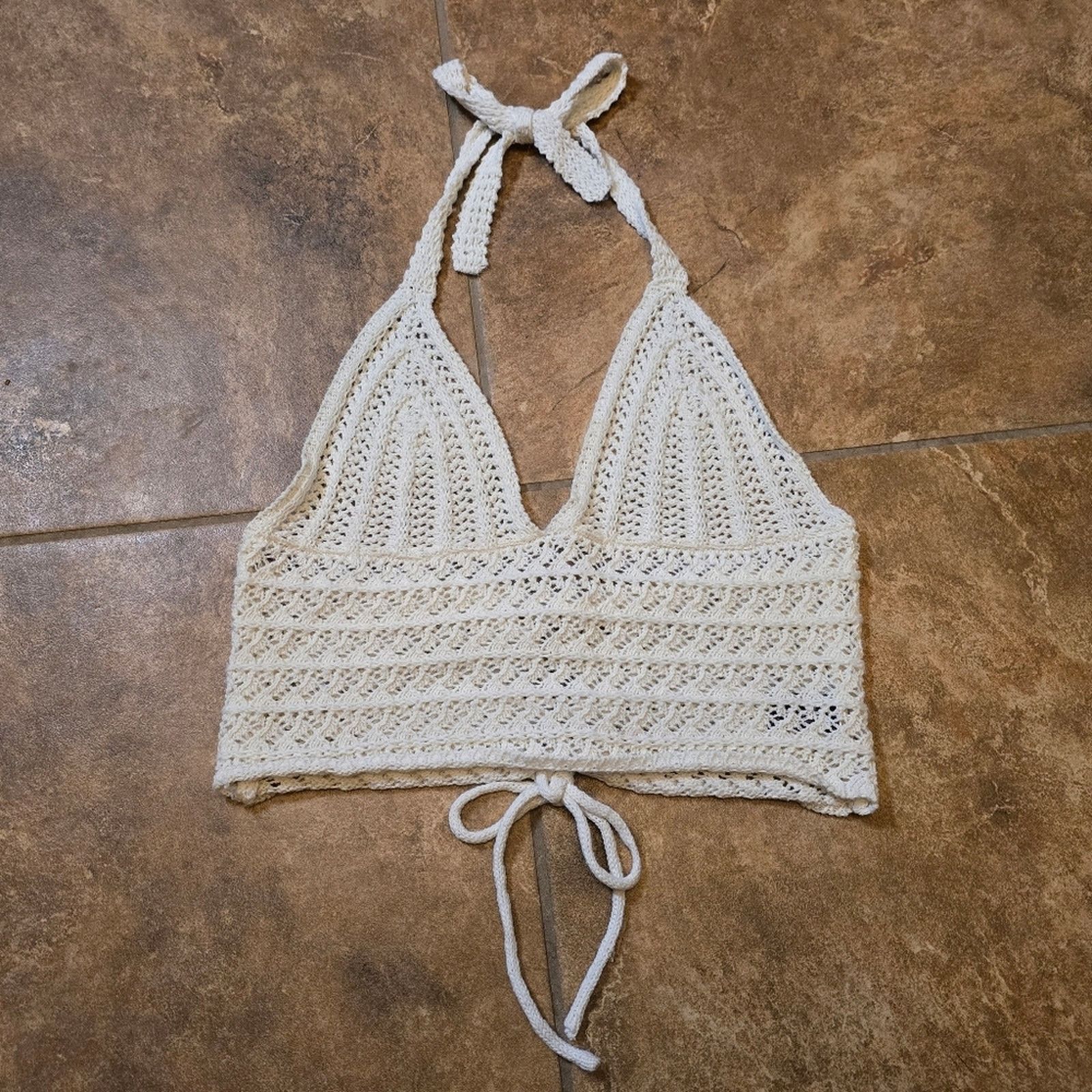Other White Open Knit | ROMWE | Cropped Halter Size M / US 6-8 / IT 42-44 - 1 Thumbnail