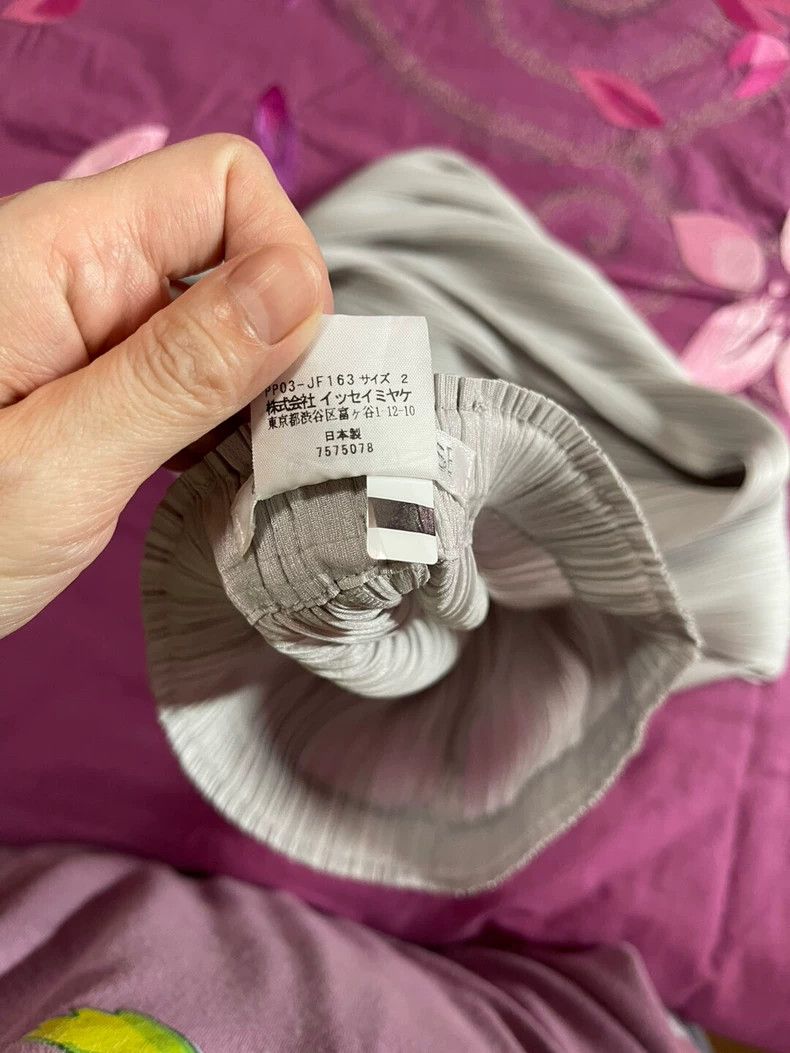Issey Miyake Issey Miyake Grey pleated pants Size 25" / US 0 / IT 36 - 9 Thumbnail