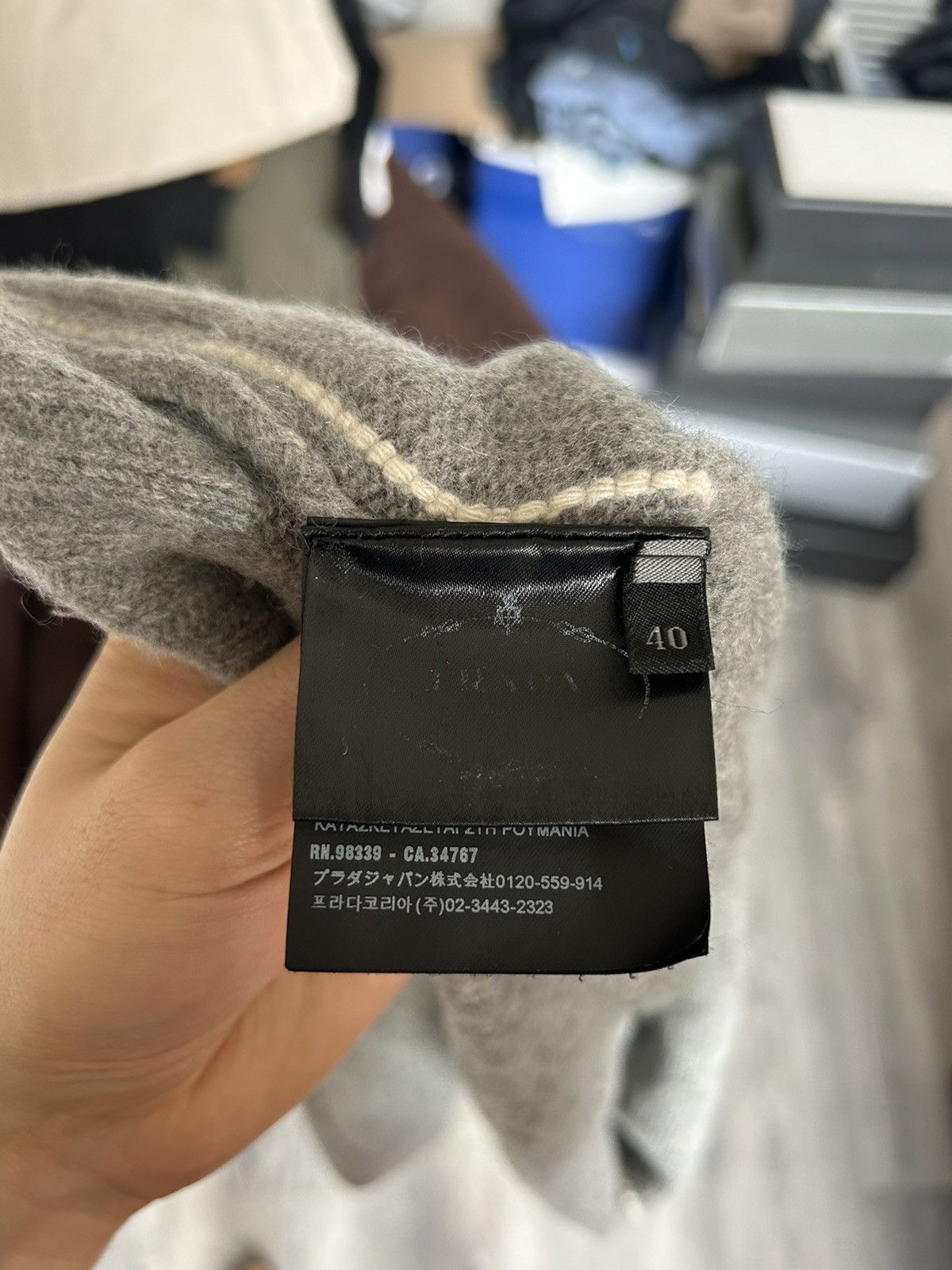 Prada Wool/Cashmere Blend Sweater Size S / US 4 / IT 40 - 6 Thumbnail