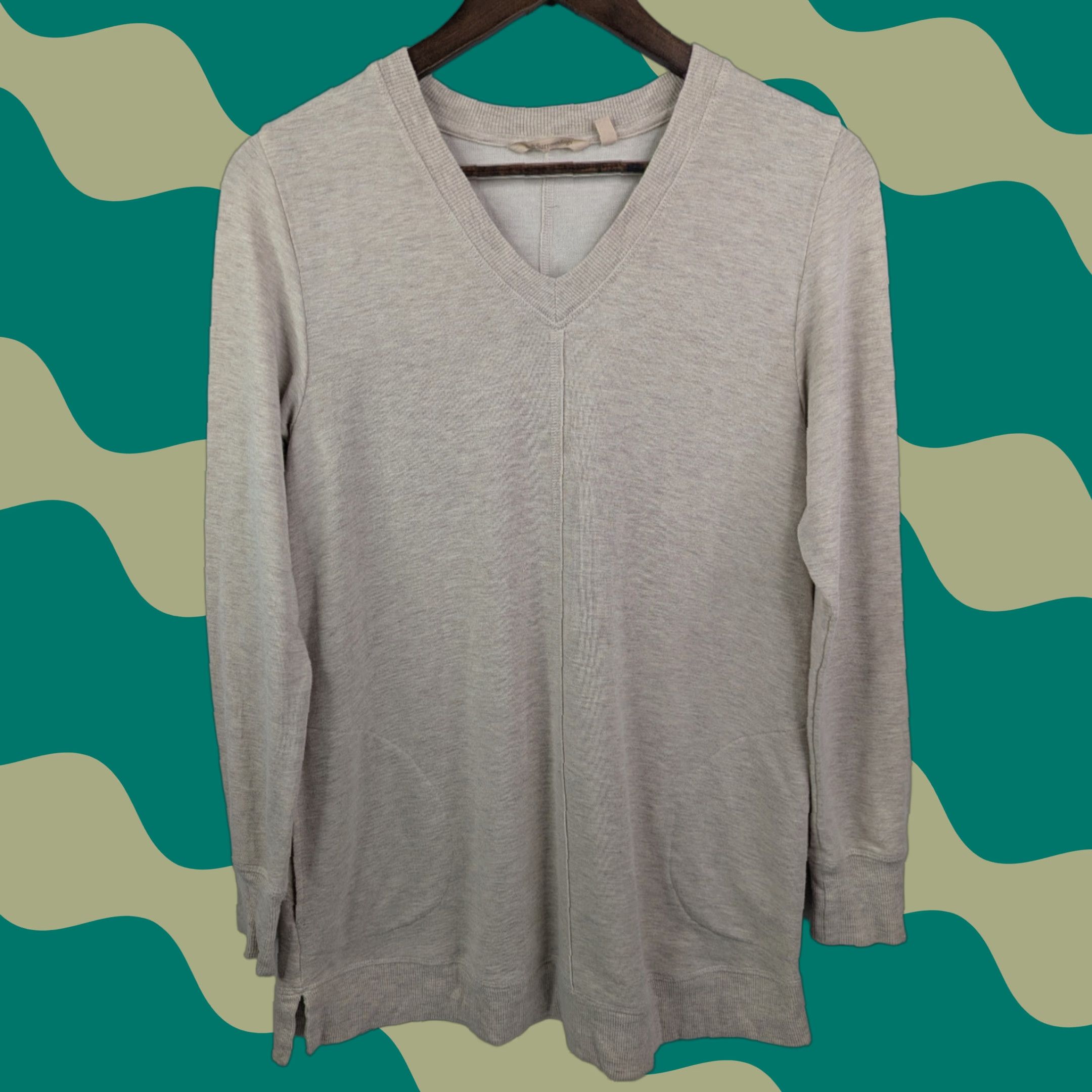 Soft Surroundings Soft Surroundings Tunic Shirt Ladies Small V-Neck Knit Long Sleeve Beige Oatmeal Solid 76% Viscose 19% Polyester 5% Spandex Casual Size S / US 4 / IT 40 - 1 Thumbnail