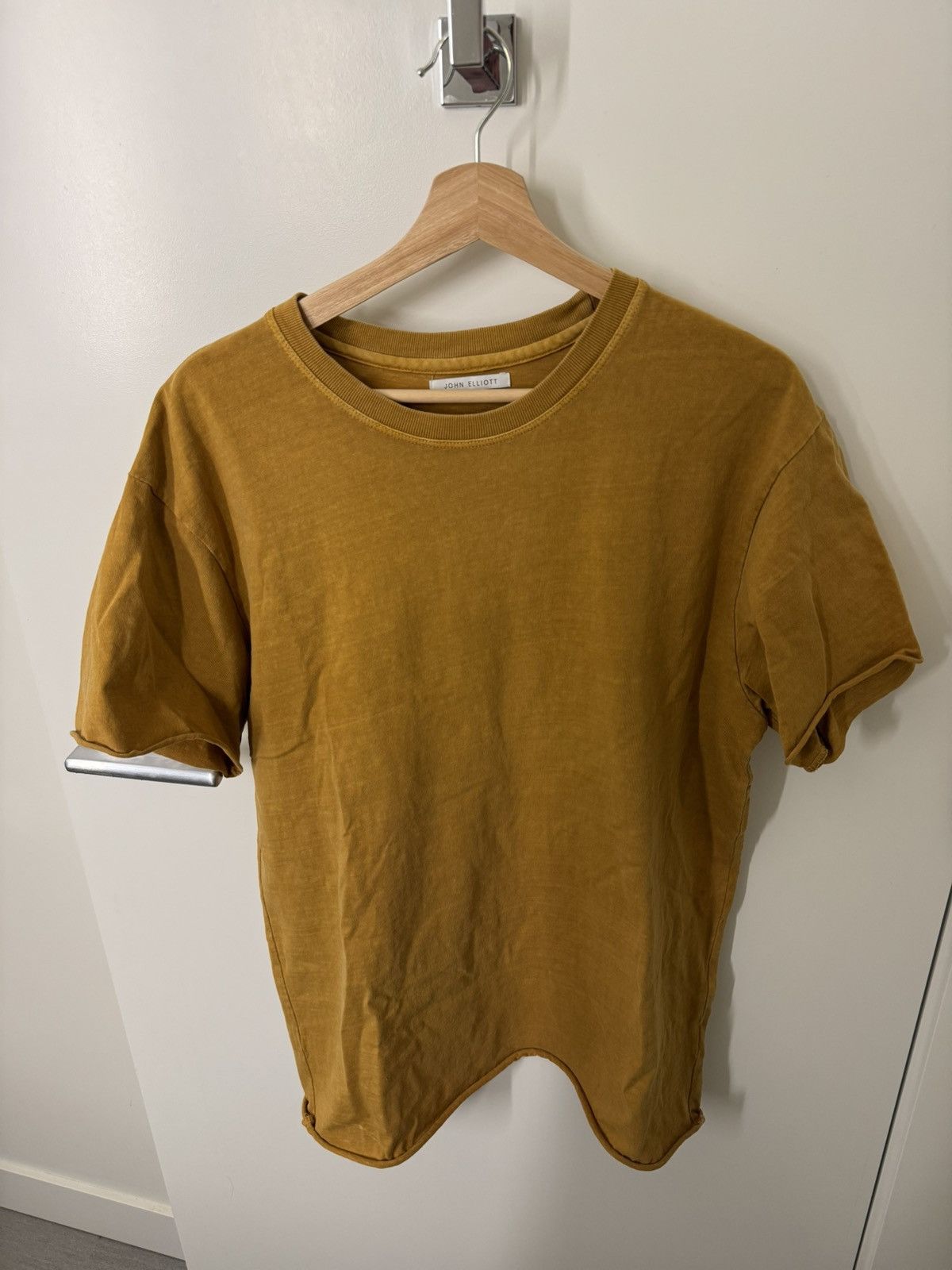 John Elliott John Elliot Anti Expo Marigold T-Shirt Size US M / EU 48-50 / 2 - 1 Thumbnail