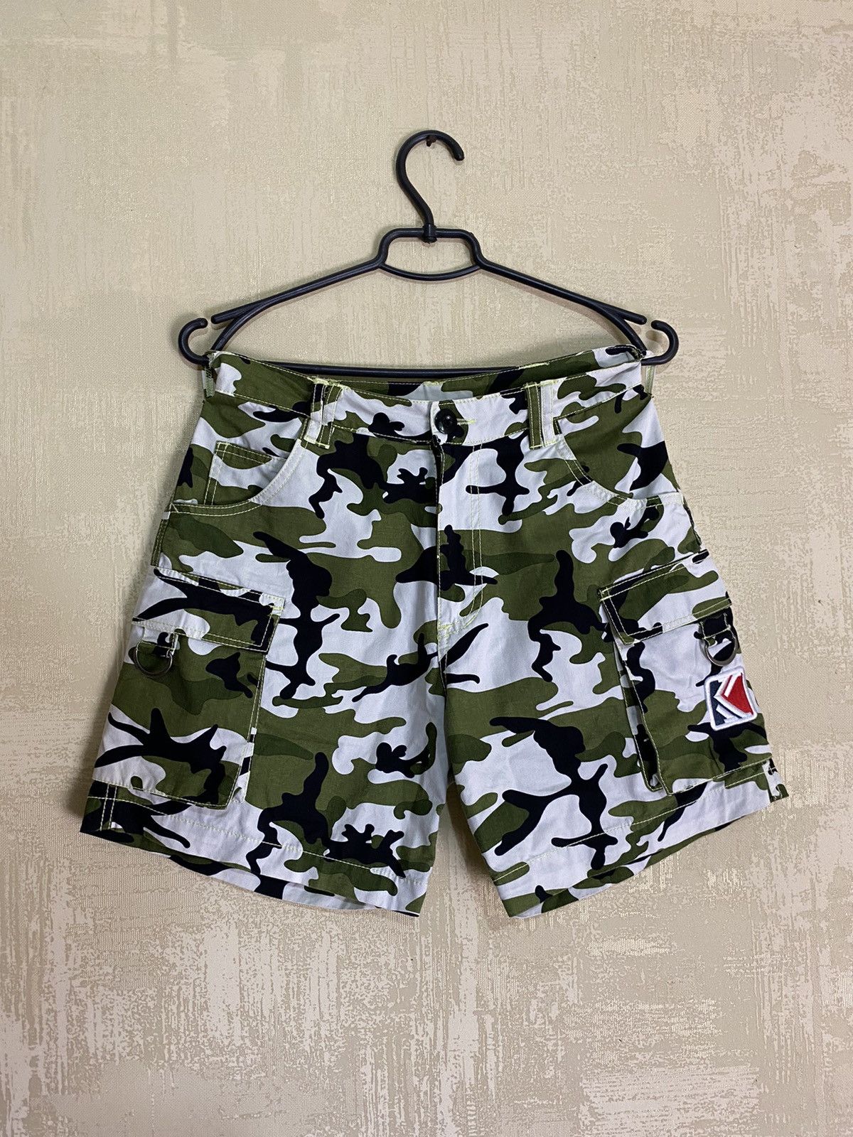 Karl Kani × Rap Tees Karl Kani camo Shorts Size 28 cargo streetwear Size US 28 / EU 44 - 1 Thumbnail