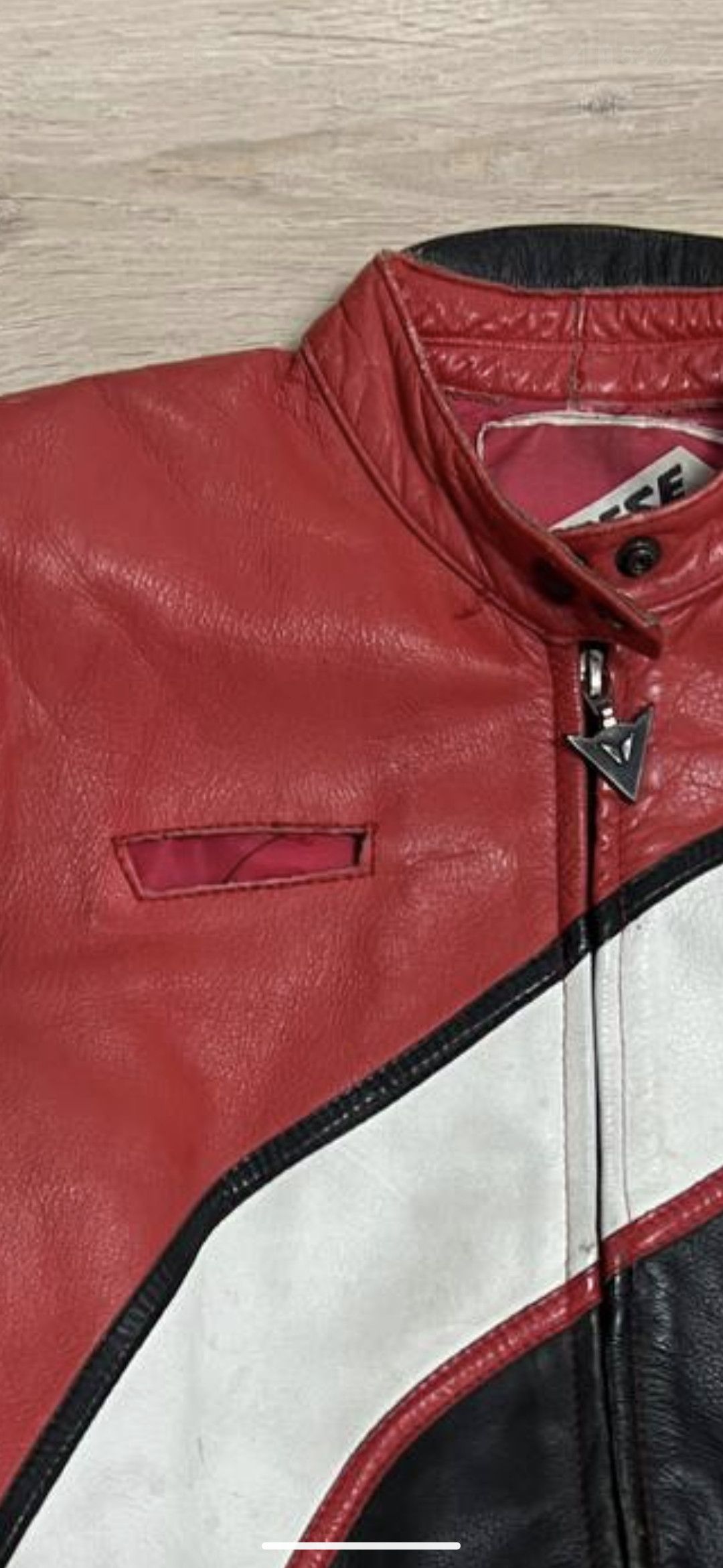 Dainese Dainese Vintage 2 piece Leather Suit Motorcycle EUR 44 Size US S / EU 44-46 / 1 - 15 Thumbnail