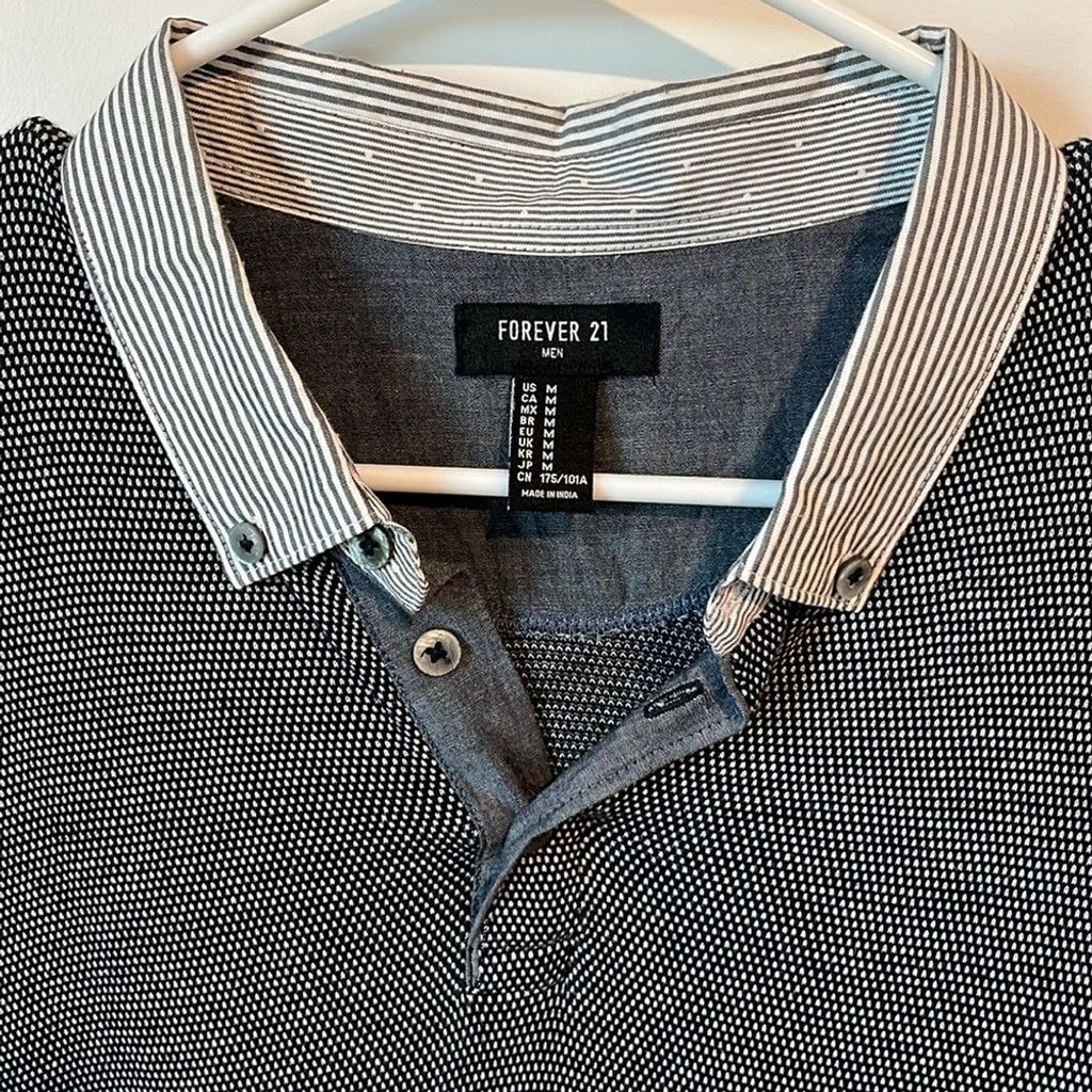 Forever 21 Forever21 Mens Short Sleeve Shirt - Navy/Black/Grey Size US L / EU 52-54 / 3 - 2 Thumbnail