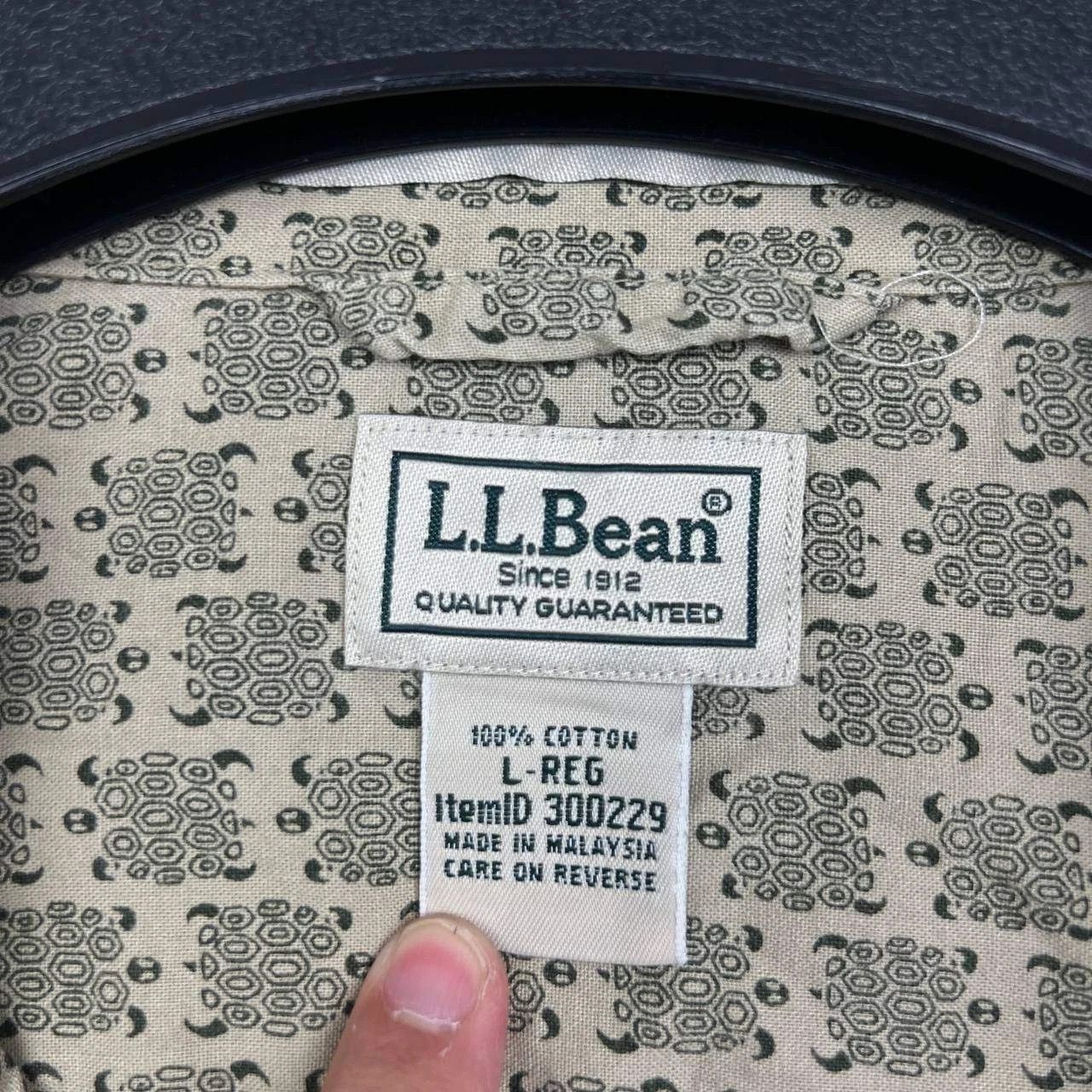 L.L. Bean L.L. Bean Button Up Shirt Men Hawaiian Turtle Cotton L Size US L / EU 52-54 / 3 - 4 Thumbnail