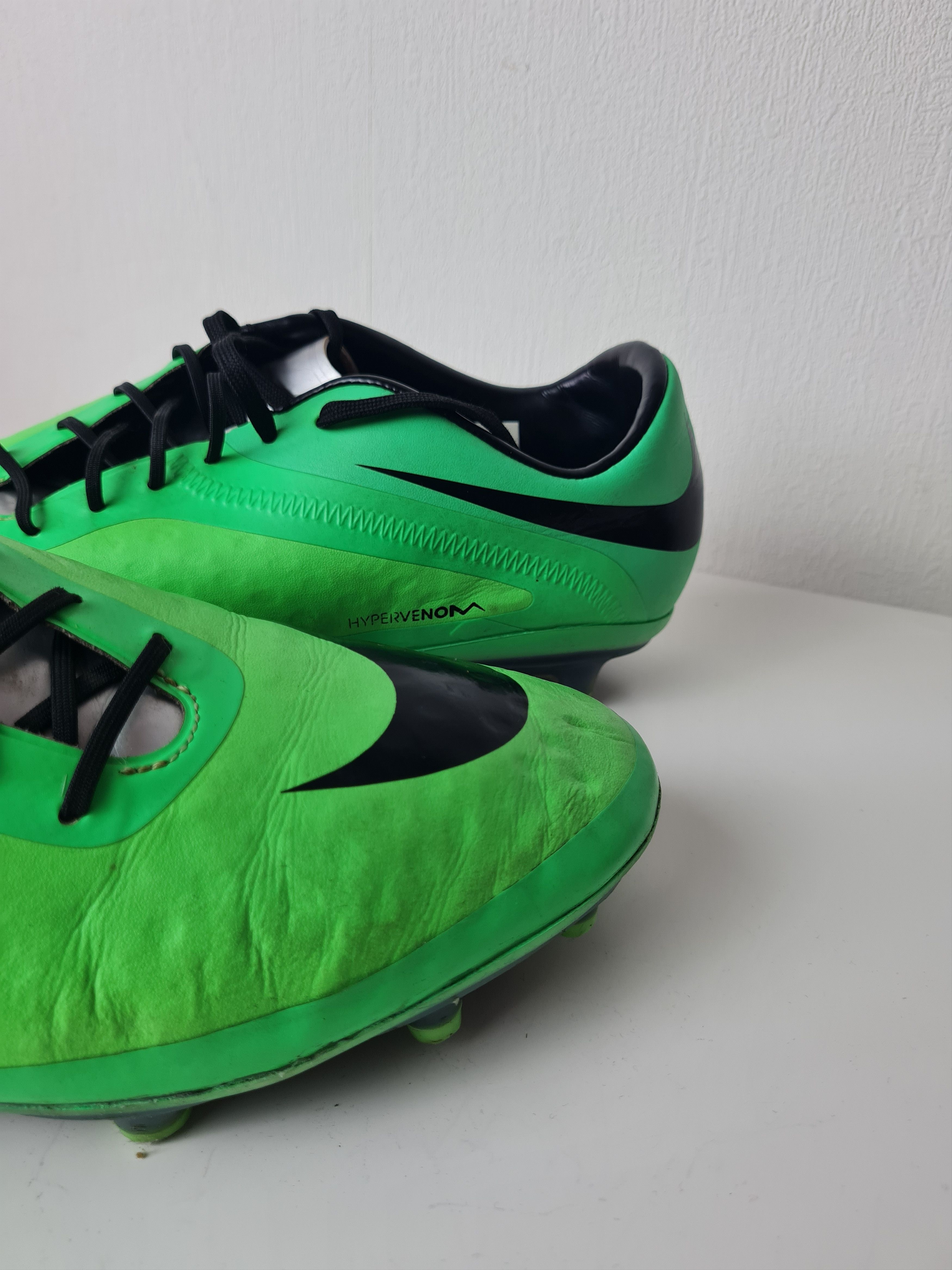 Nike Football Soccer Cleats Nike Hypervenom Phatal FG Green UK8 Size US 9 / EU 42 - 4 Thumbnail