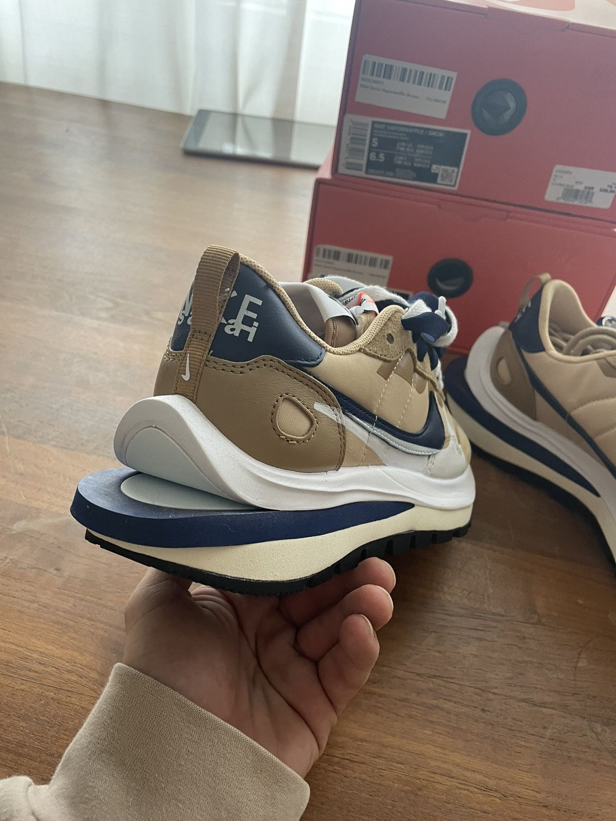 Nike × Sacai Nike x Sacai Vaporwaffle Beige Size US 7.5 / IT 37.5 - 2 Thumbnail