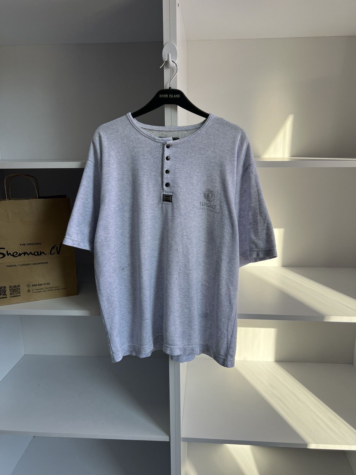 Versace Jeans Couture × Vintage Vintage Versace Jeans Couture Tee Size US XL / EU 56 / 4 - 3 Thumbnail