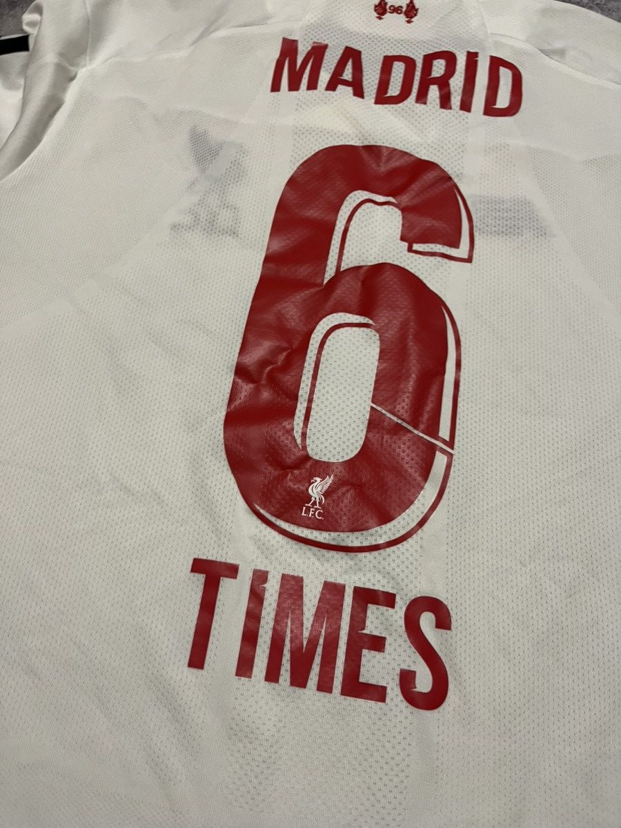 New Balance New Balance Liverpool 2019/2020 6 Times champions Size US XL / EU 56 / 4 - 4 Thumbnail