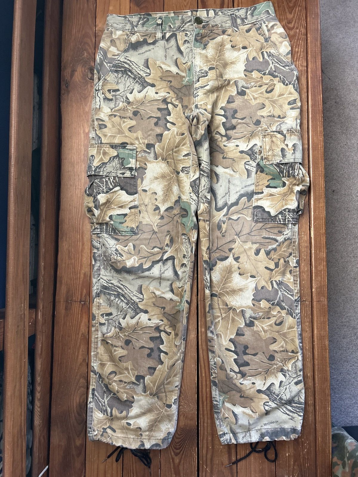 Vintage 90s Real Tree Leaf Camo Spartan Cargo Pants