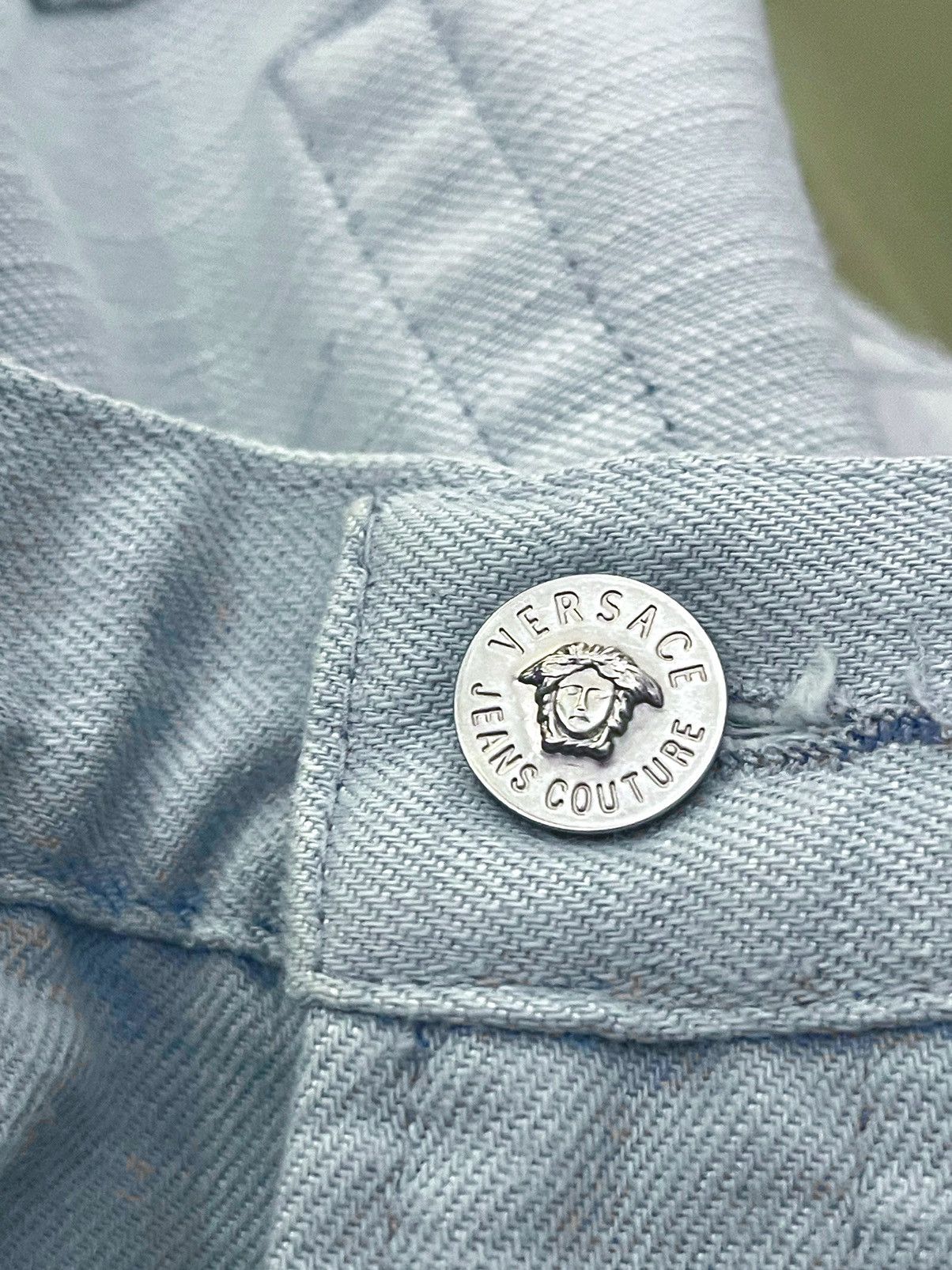Versace Jeans Couture Versace Jeans Couture Straight-Leg Light Denim Cropped Jeans Size US 33 - 7 Thumbnail