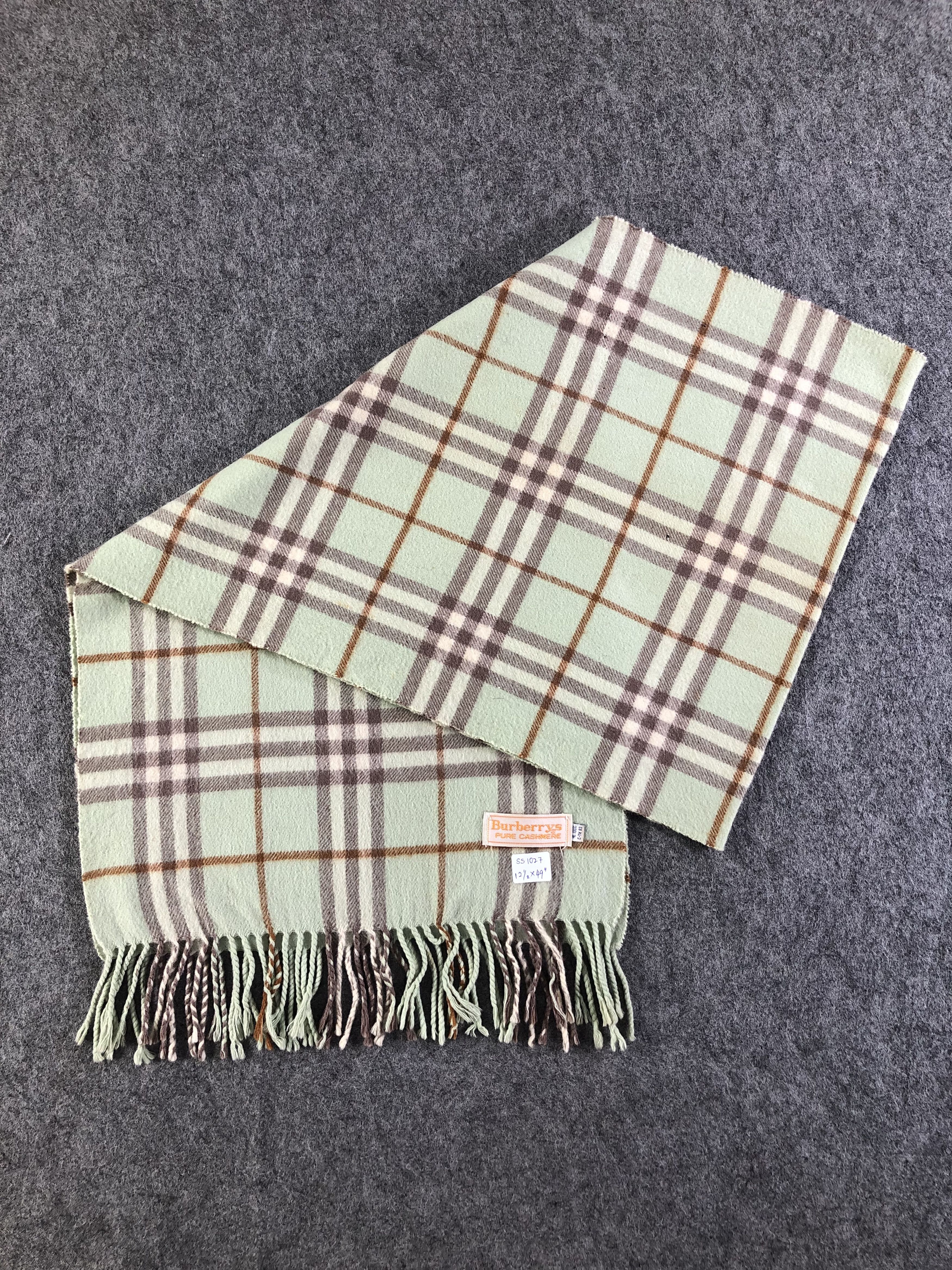 Burberry Burberrys Pure Cashmere Scarf / Muffler / Neckwear Size ONE SIZE - 8 Thumbnail
