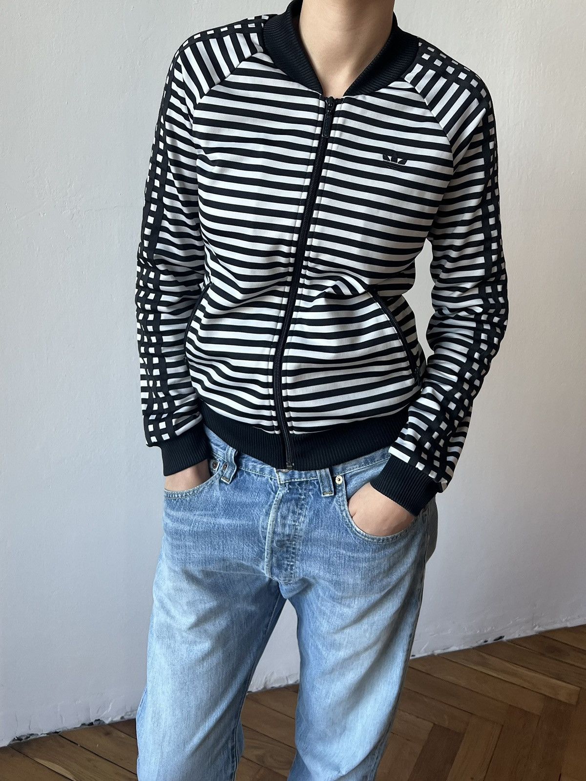 Adidas Adidas Stripe Track Jacket Black White Vertical Trefoil 2014 Size S / US 4 / IT 40 - 14 Thumbnail