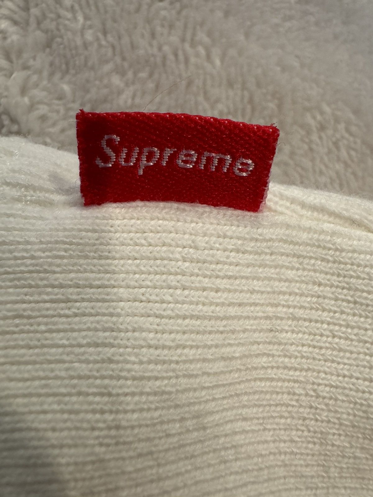 Supreme SUPREME CHENILLE ARC LOGO HOODIE WHITE SIZE XL Size US XL / EU 56 / 4 - 6 Thumbnail
