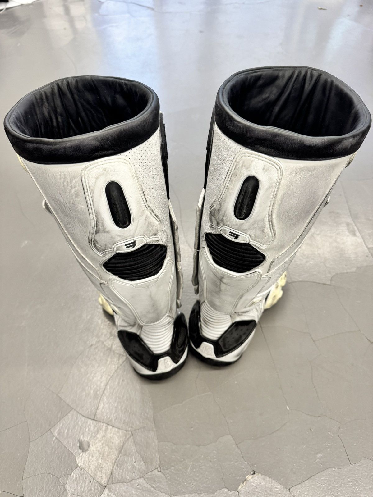 Balenciaga Balenciaga biker boots Size US 10 / EU 43 - 2 Thumbnail