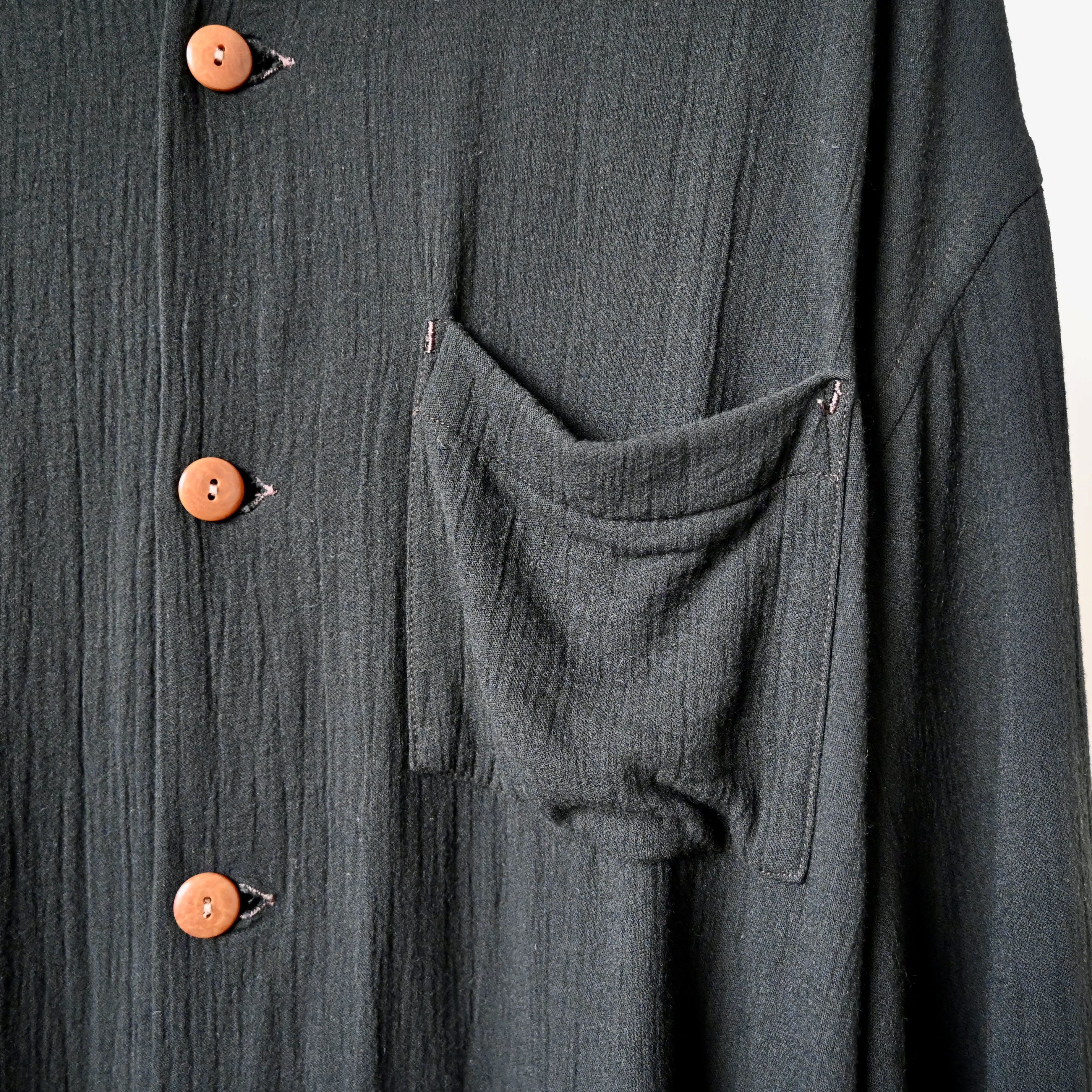 Dezert VTG 1980-90s Dezert black rayon x wool drapey shirt Size US L / EU 52-54 / 3 - 7 Thumbnail