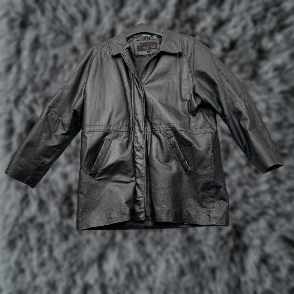 Vintage VINTAGE Phase Two Leather Coat Mens XL Black 90s Y2K Streetwear Overcoat Lined Pockets Zipper Casual Size US XL / EU 56 / 4 - 1 Thumbnail