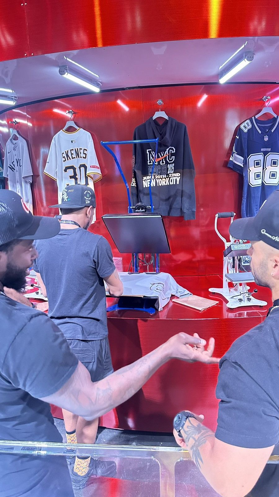 New York Yankees Fanatics Fest Yankees X Travis Scott Jersey Size US XL / EU 56 / 4 - 11 Thumbnail
