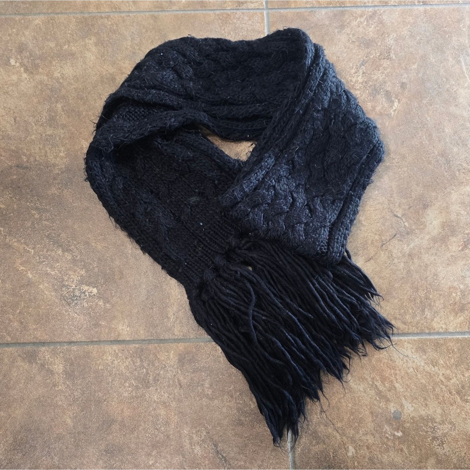 Other Black Detailed Winter Knit Fringed Scarf Size ONE SIZE - 1 Thumbnail