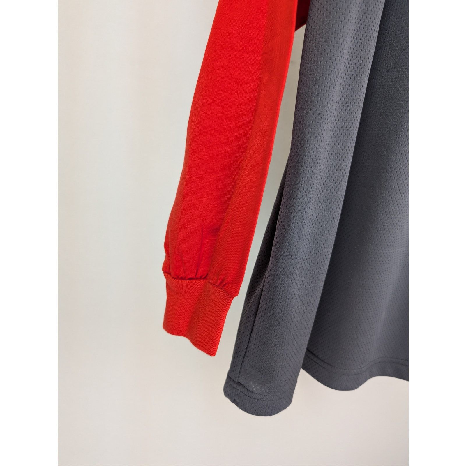 Balenciaga × Under Armour o1rshd1 Sporty Mesh UA Triple Layered T-Shirt in Castle Rock Size US M / EU 48-50 / 2 - 5 Thumbnail