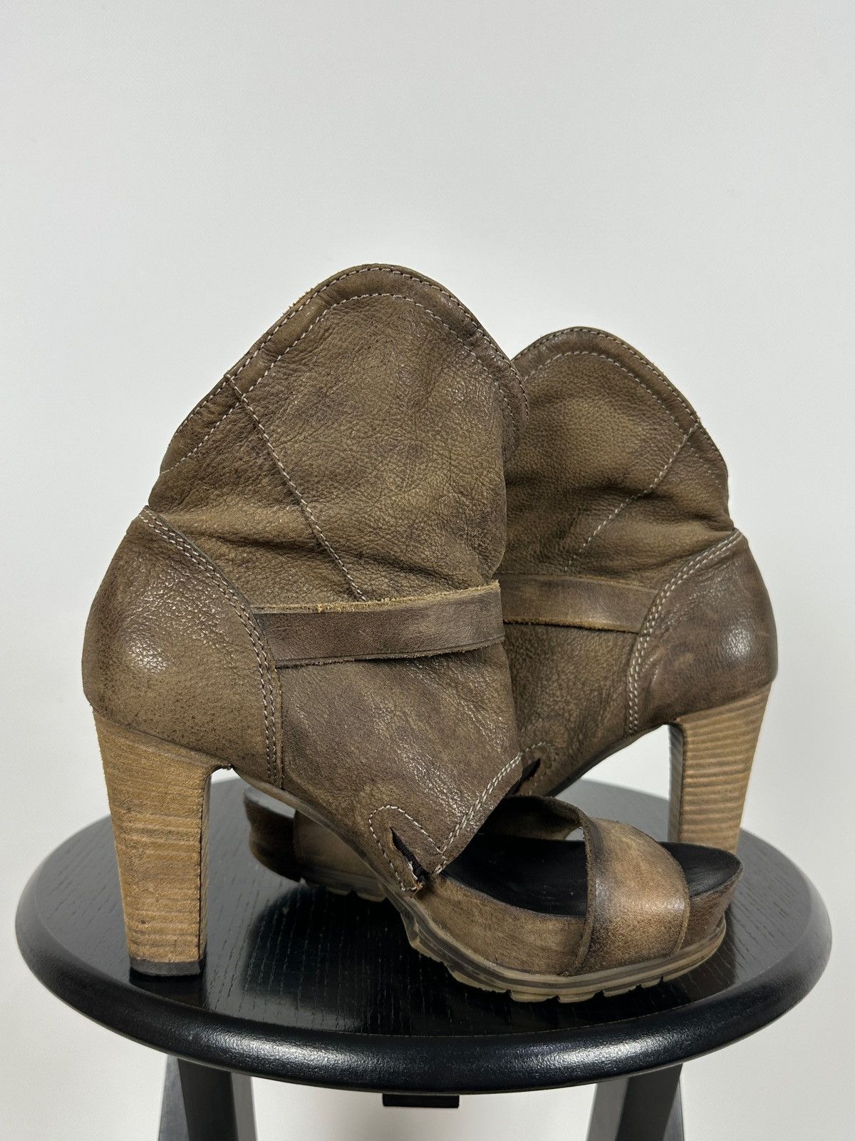 A.S.98 A.S.98 Airstep Brown Leather Ankle Strap Sandals Heels Size US 7 / IT 37 - 12 Thumbnail