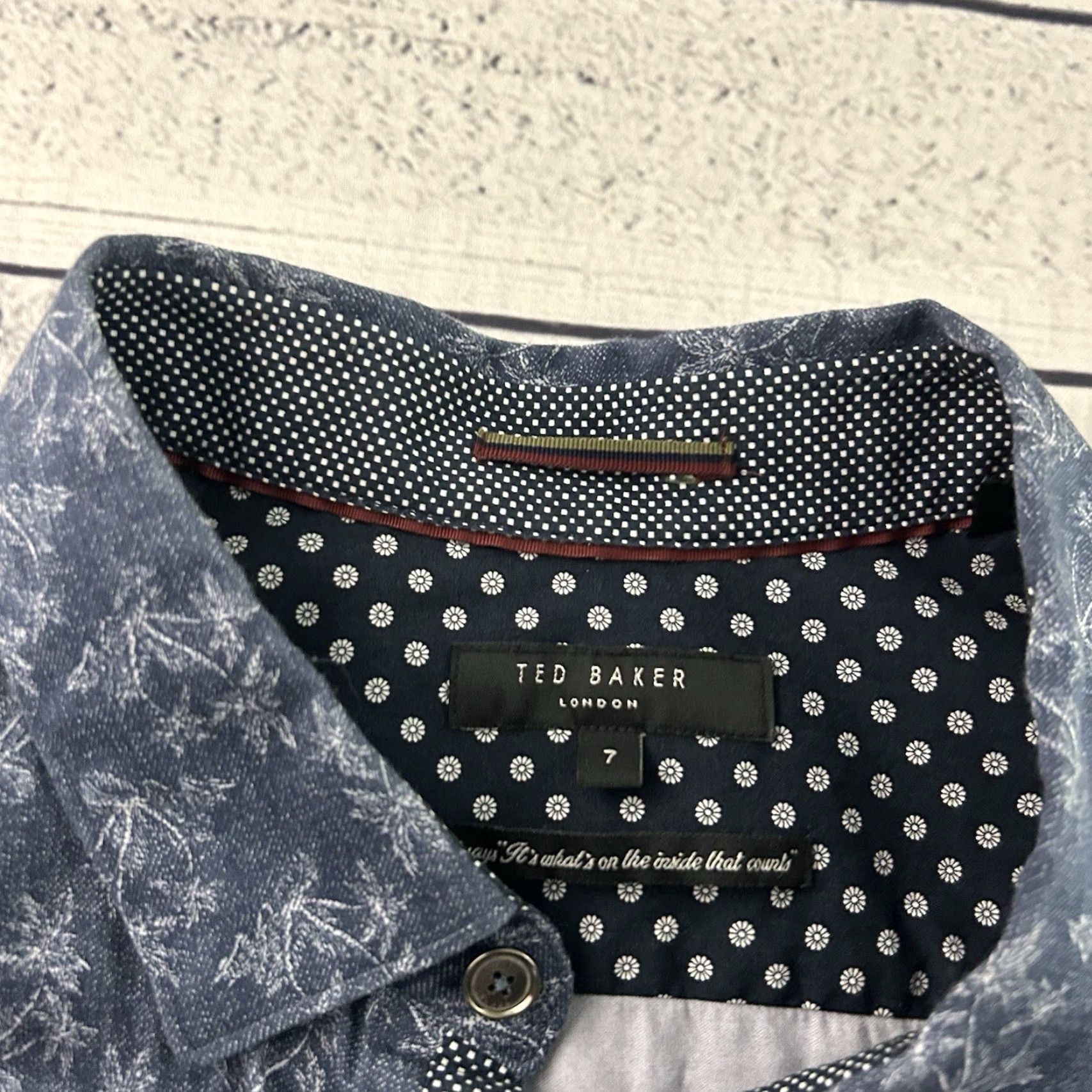 Ted Baker Ted Baker Short Sleeve Button-Up Shirt Men's 7 Blue Floral Print" Size US M / EU 48-50 / 2 - 2 Thumbnail