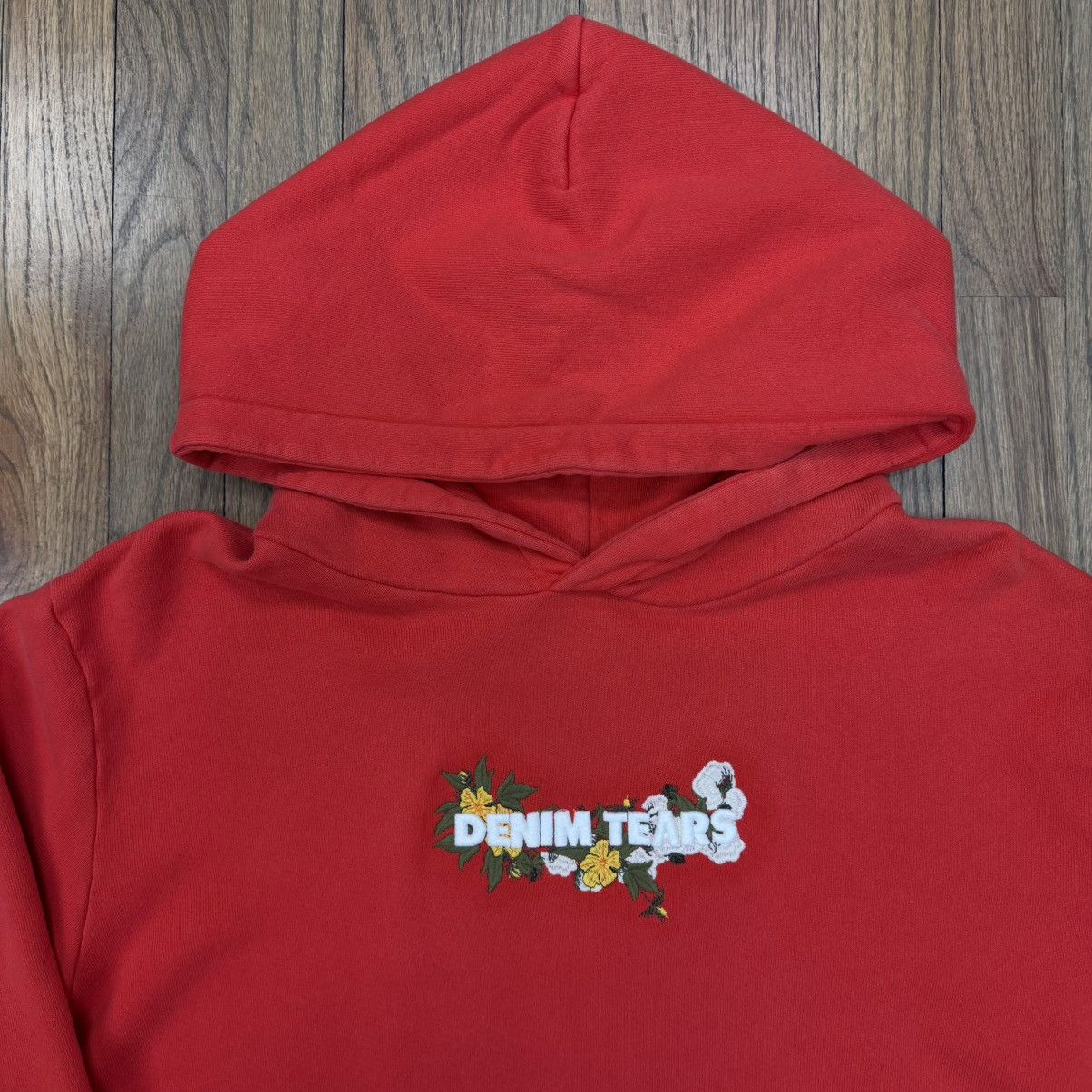 DENIM TEARS Denim Tears Embroidered Logo Hoodie Red Size US L / EU 52-54 / 3 - 3 Thumbnail