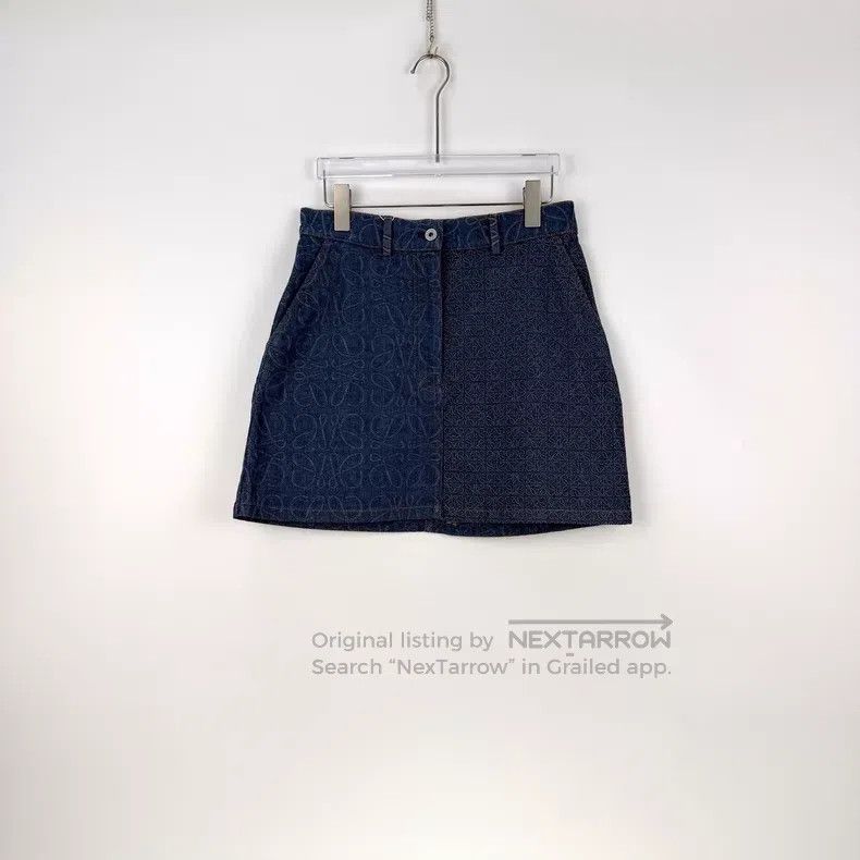 Loewe Loewe Asymmetrical Full Logo Leather Tag Denim Skirt Size 25" / US 0 / IT 36 - 3 Thumbnail