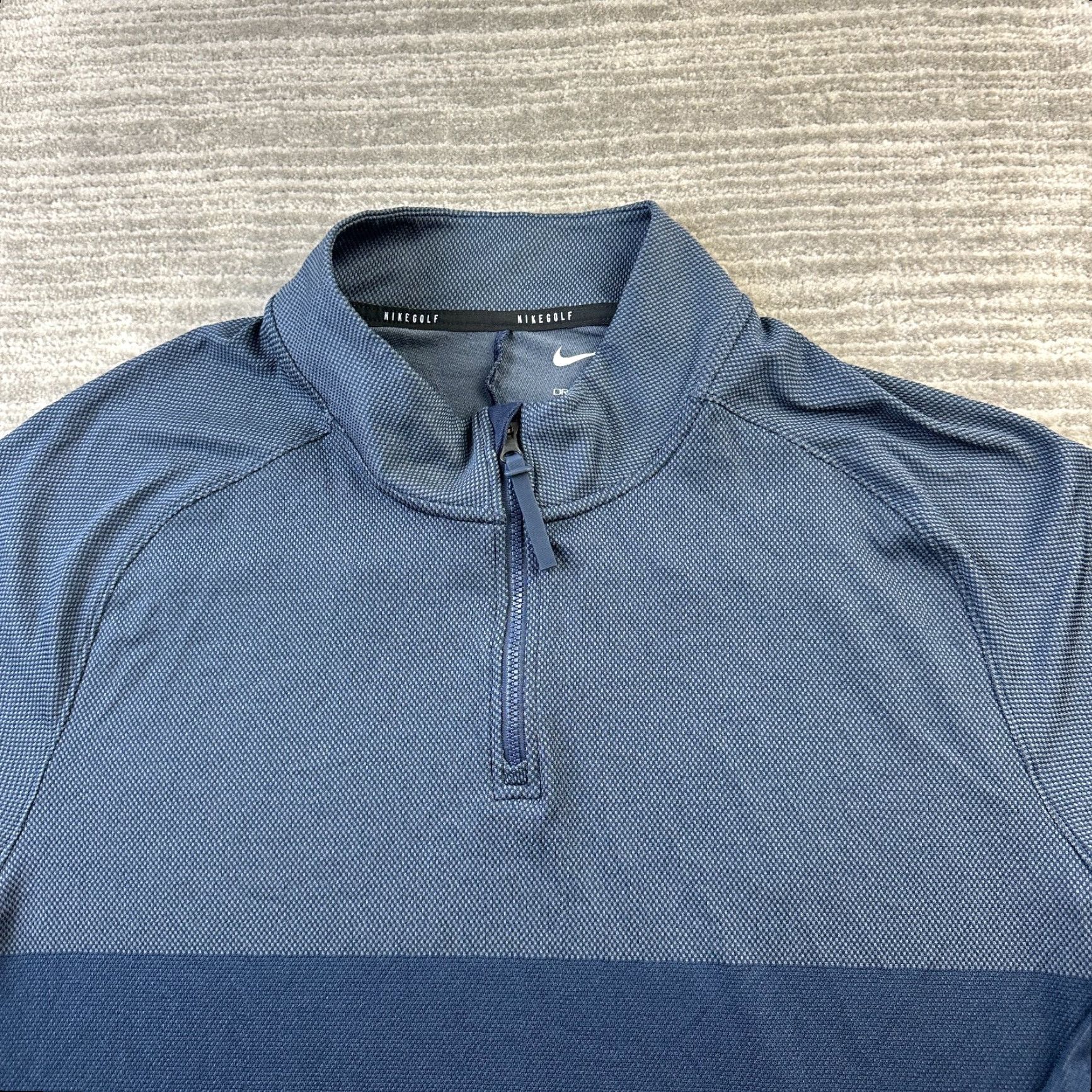 Nike Nike Sweater Mens XL Blue 1/4 Zip Dri-Fit Vapor Golf Pullover All Seasons Regular Crew Neck Long Sleeve Jacket Accent Logo Vintage No Size US XL / EU 56 / 4 - 3 Thumbnail