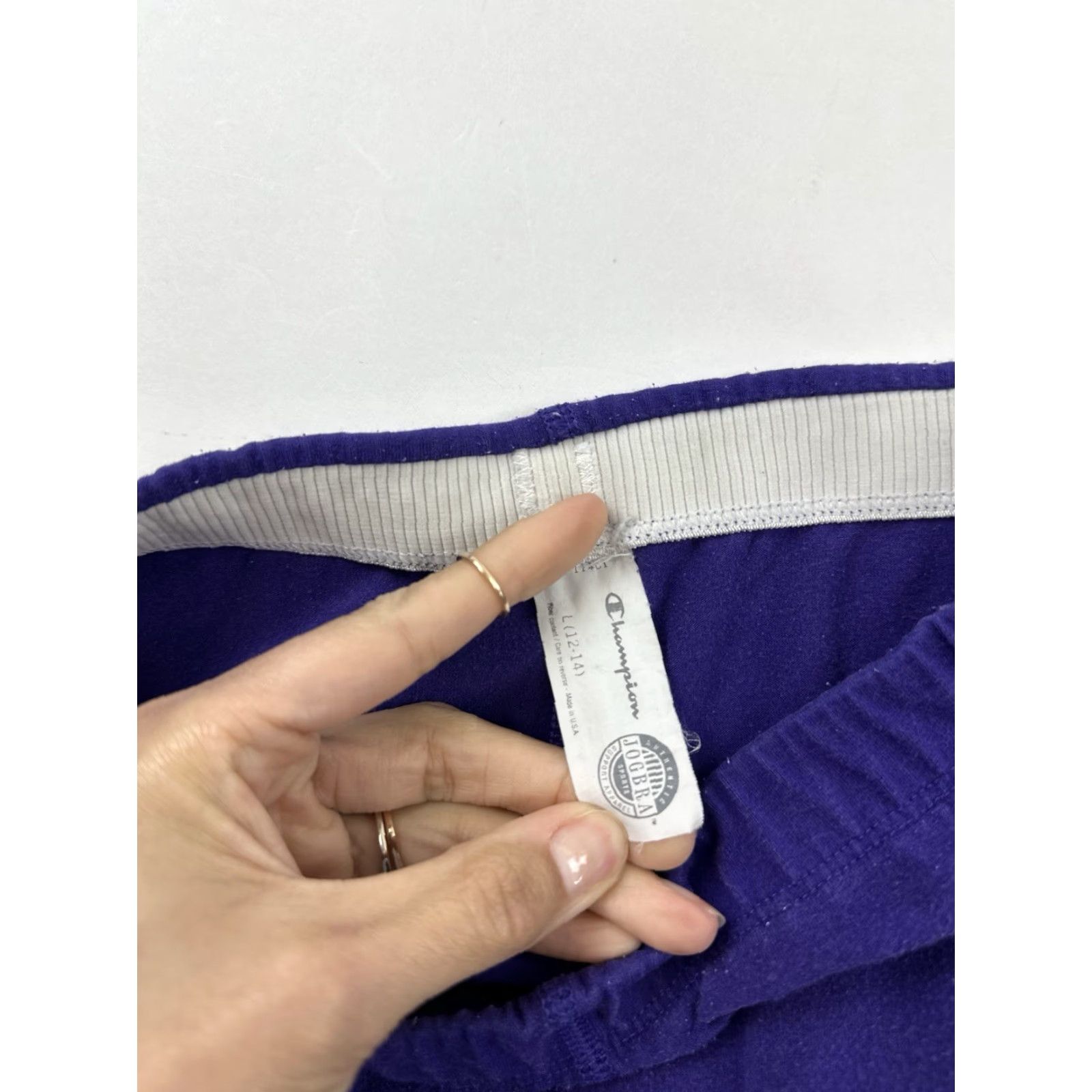 Champion VINTAGE Champion Shorts Women L Purple Bike Volleyball Spandex Polyester Cotton Blended Fabric Elastic Waist Athletic Size 36" / US 14 / IT 50 - 4 Thumbnail