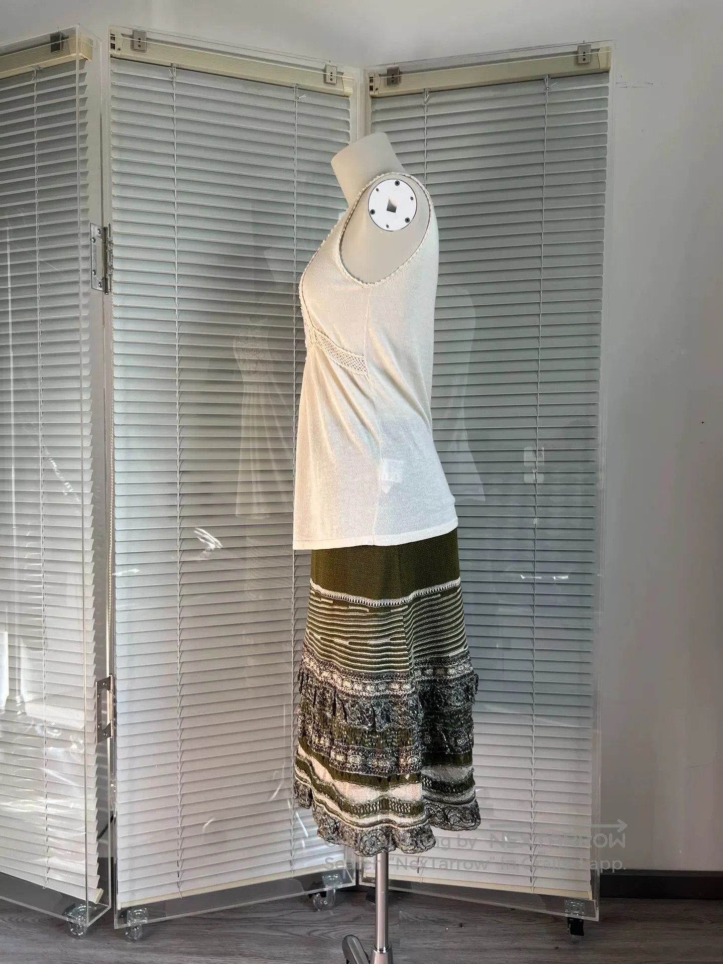 Other Vivienne Tam Knit Hollow-Out Vest. Size M / US 6-8 / IT 42-44 - 3 Thumbnail