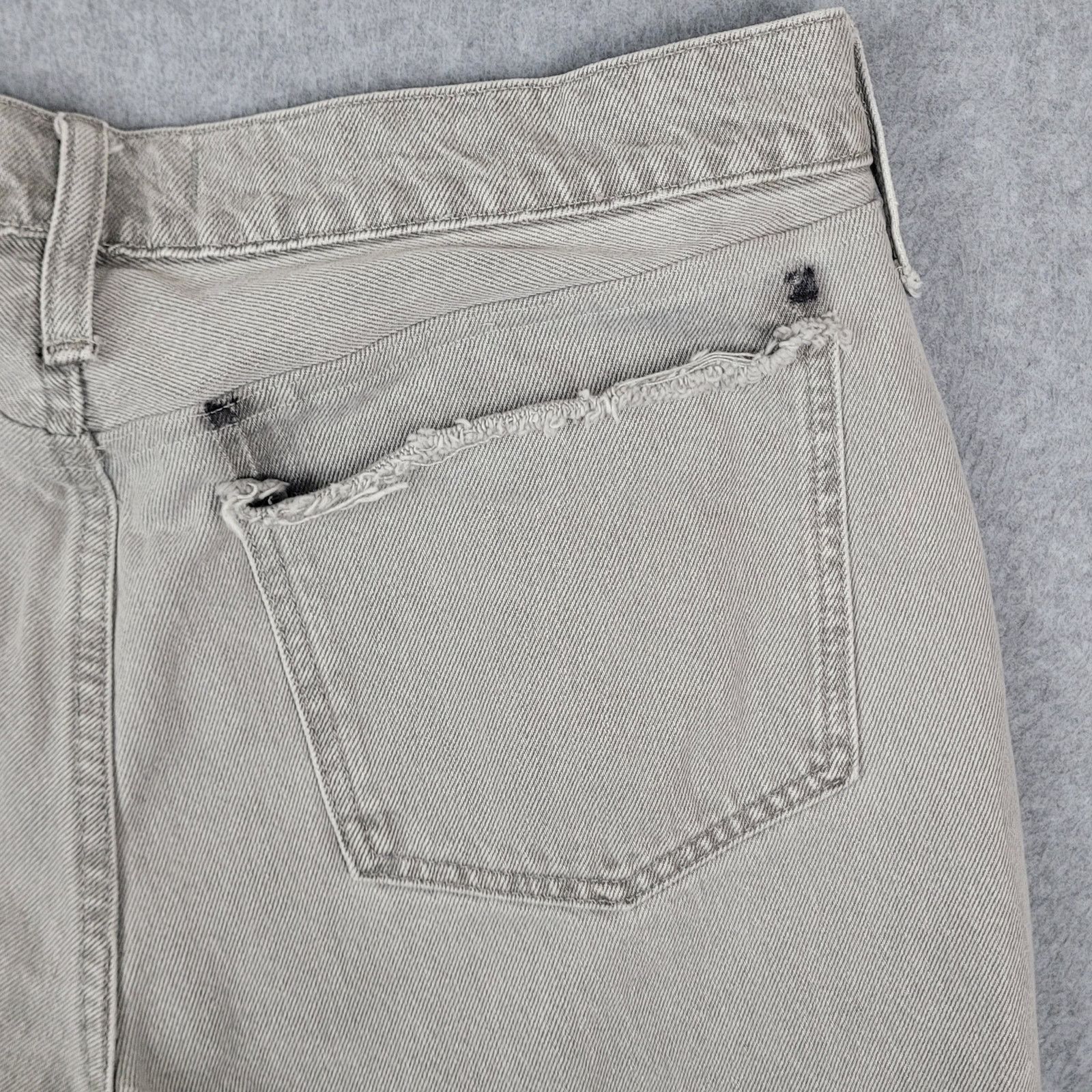 Madewell Madewell 32x26 Perfect Vintage Gray Back Pocket Distressed Size 32" / US 10 / IT 46 - 7 Thumbnail