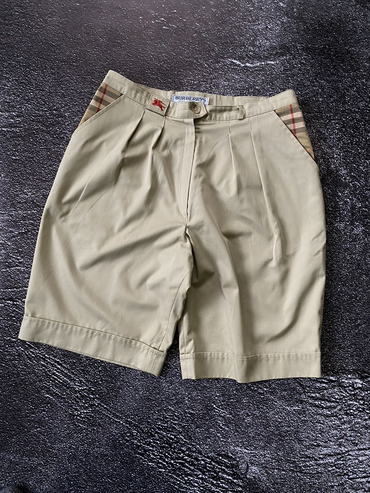 Burberry Vintage Burberrys Beige Nova Check shorts Size 34" / US 12 / IT 48 - 2 Thumbnail