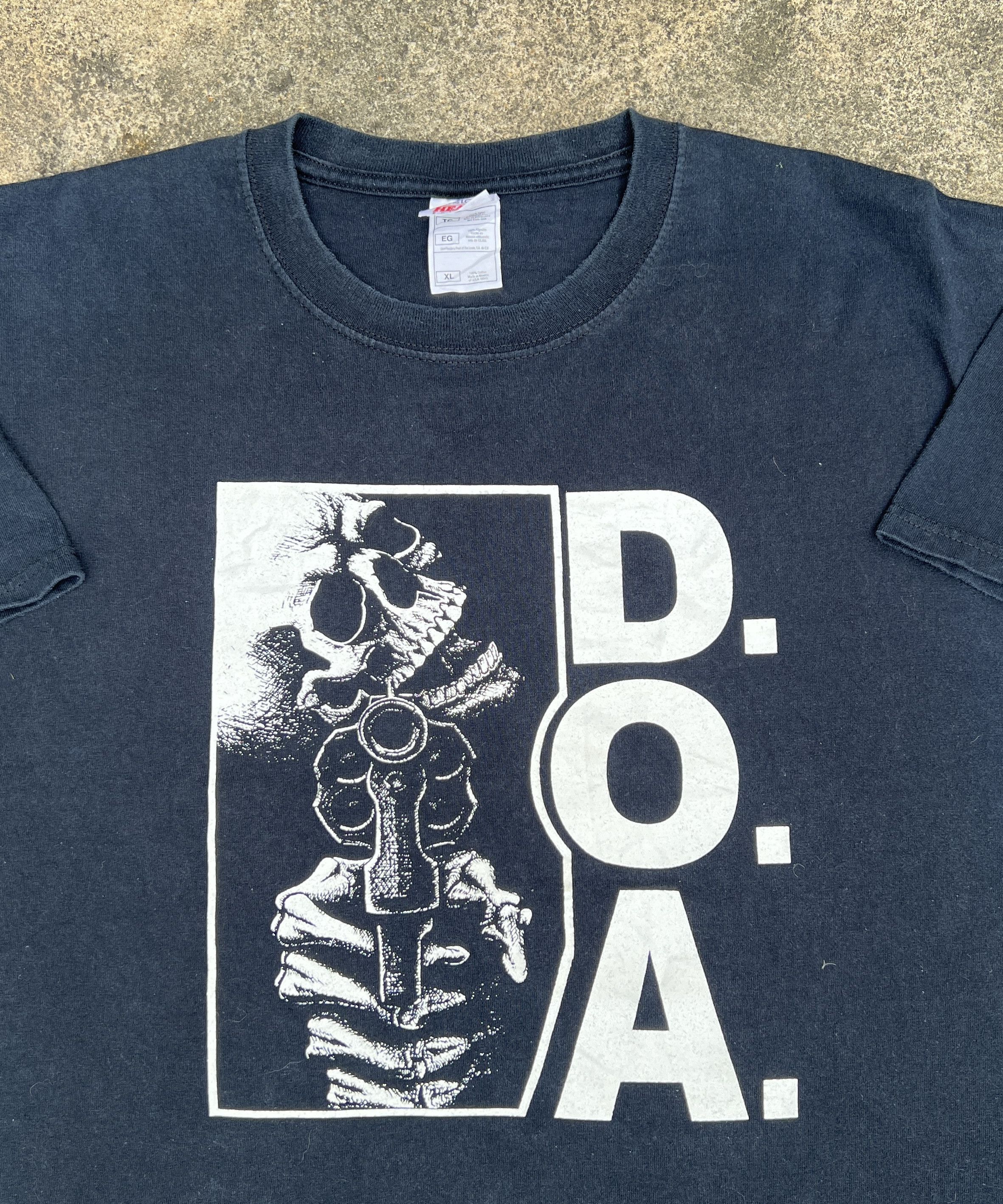 Band Tees × Vintage Vintage Y2K D.O.A.Band Hardcore punk Tee XL Talk-Action=0 Size US XL / EU 56 / 4 - 3 Thumbnail