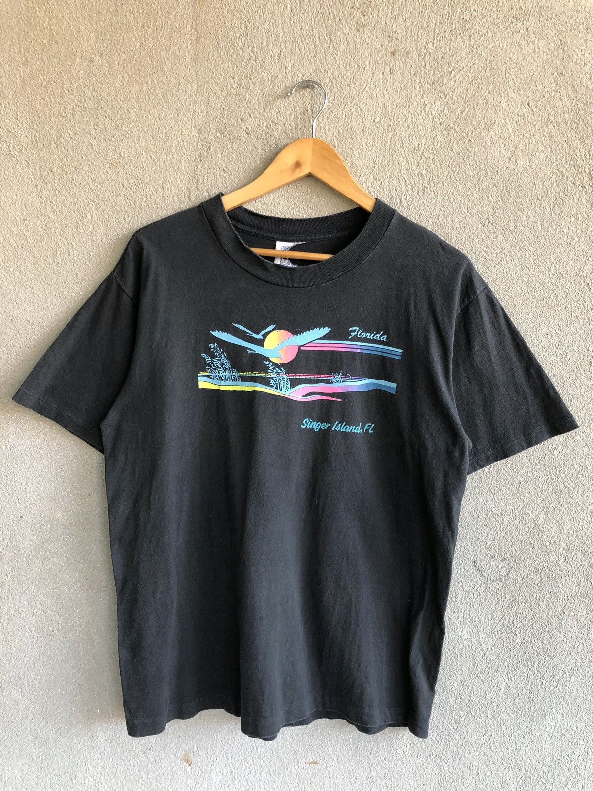 Vintage Vintage Florida Singer Island FL T Shirt Size US M / EU 48-50 / 2 - 1 Thumbnail