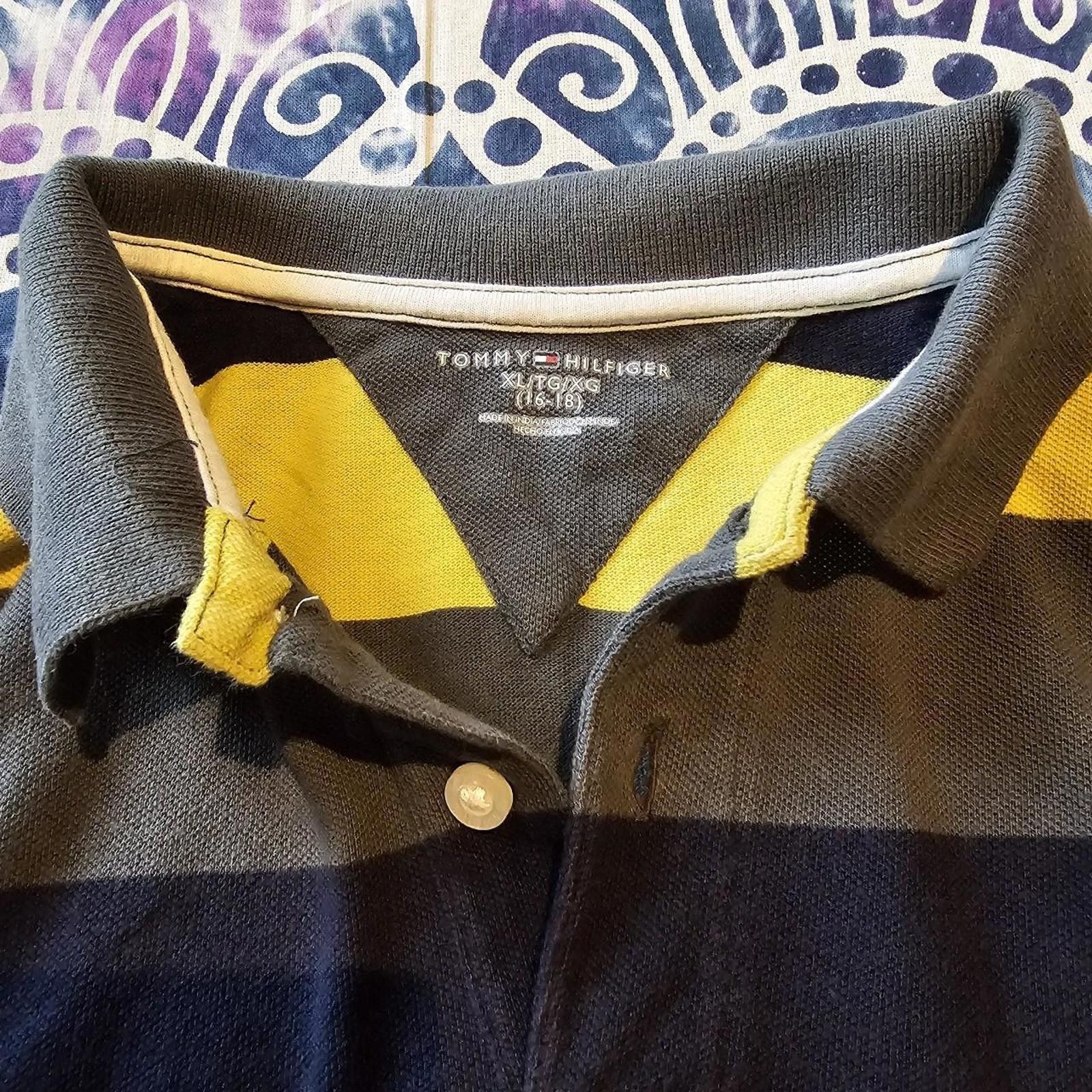 Tommy Hilfiger Tommy Hilfiger Kid's Yellow and Navy Polo-shirt Size US XL / EU 56 / 4 - 6 Thumbnail
