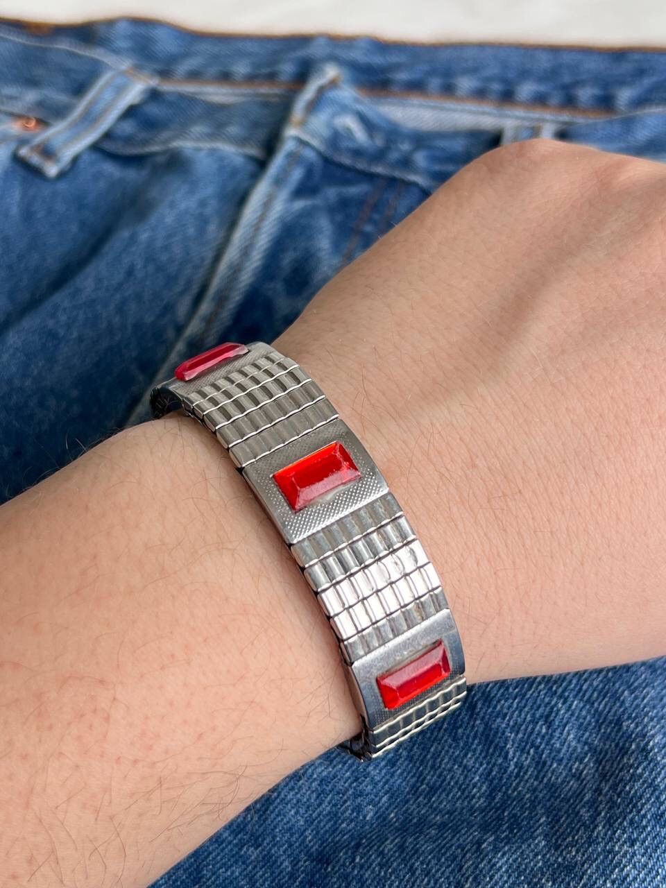 Jewelry Bracelet Silver Chrome Red Stone Crystal Y2K 90s Jewelry Size ONE SIZE - 4 Thumbnail
