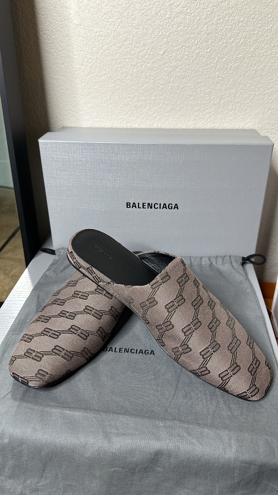 Balenciaga BALENCIAGA Mules Size US 11 / EU 44 - 1 Thumbnail
