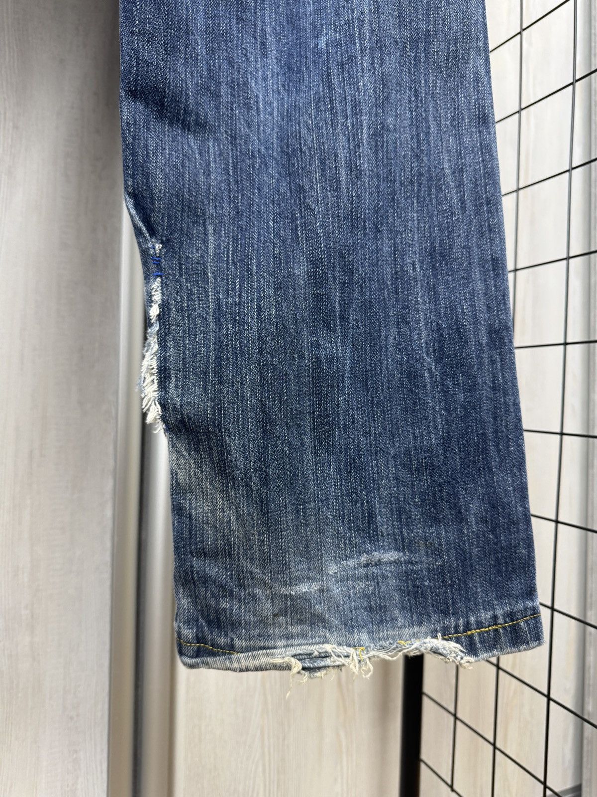 Other Lot 29 Jeans Looney Tunes Denim Gimmy Da Loot Distressed Size US 30 / EU 46 - 13 Thumbnail