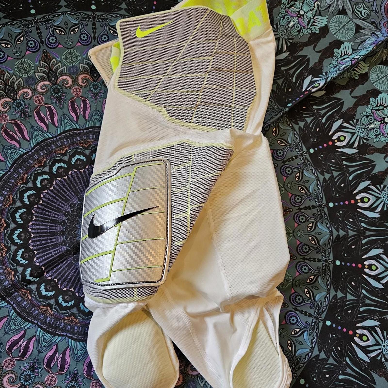 Nike Nike Pro Combat Large Men's Football Pants Size US 34 / EU 50 - 2 Thumbnail