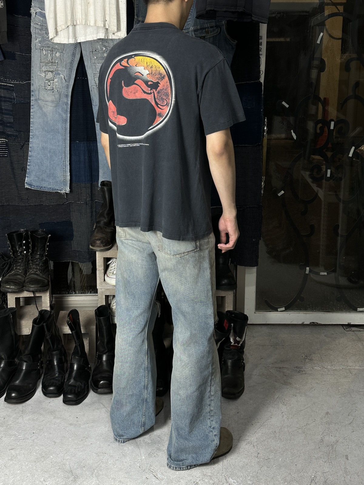 Vintage 1993 OG Mortal Kombat T Shirts Gaming t shirt single stitch Size US XL / EU 56 / 4 - 11 Thumbnail