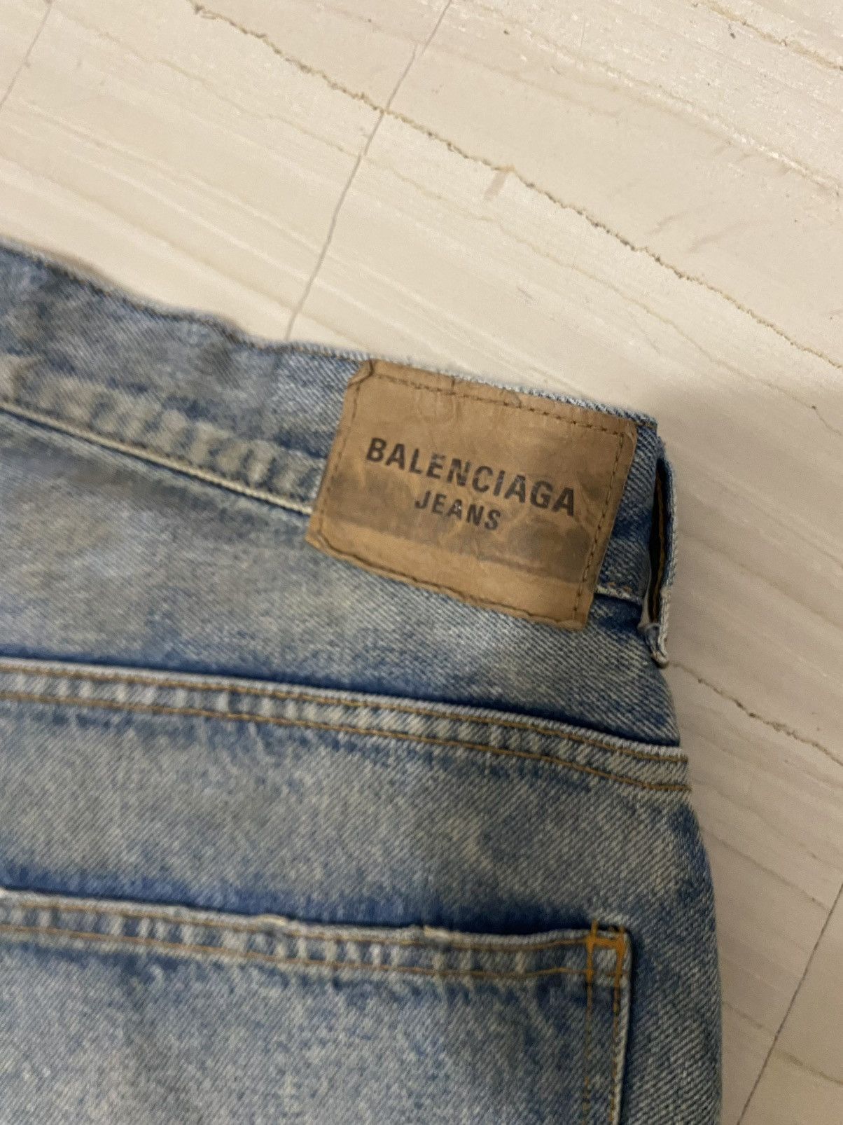 Balenciaga Balenciaga true blue wax baggy denim Size US 34 / EU 50 - 6 Thumbnail