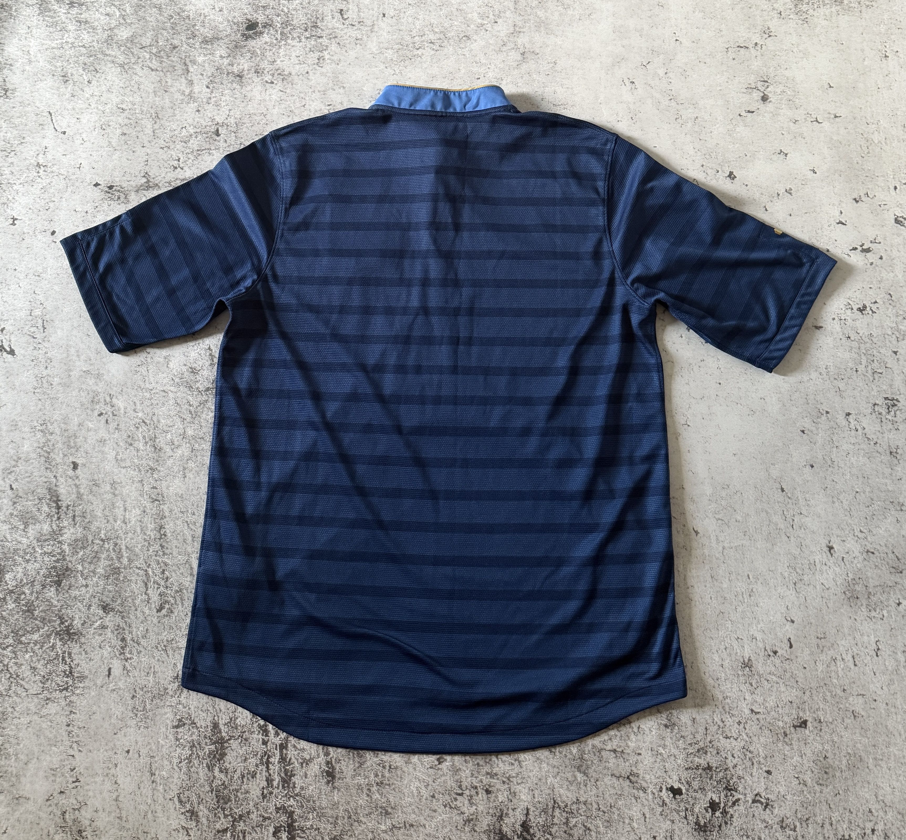 Nike FRANCE 2012 SHIRT FOOTBALL SOCCER JERSEY NIKE 449680-405 Size US L / EU 52-54 / 3 - 9 Thumbnail