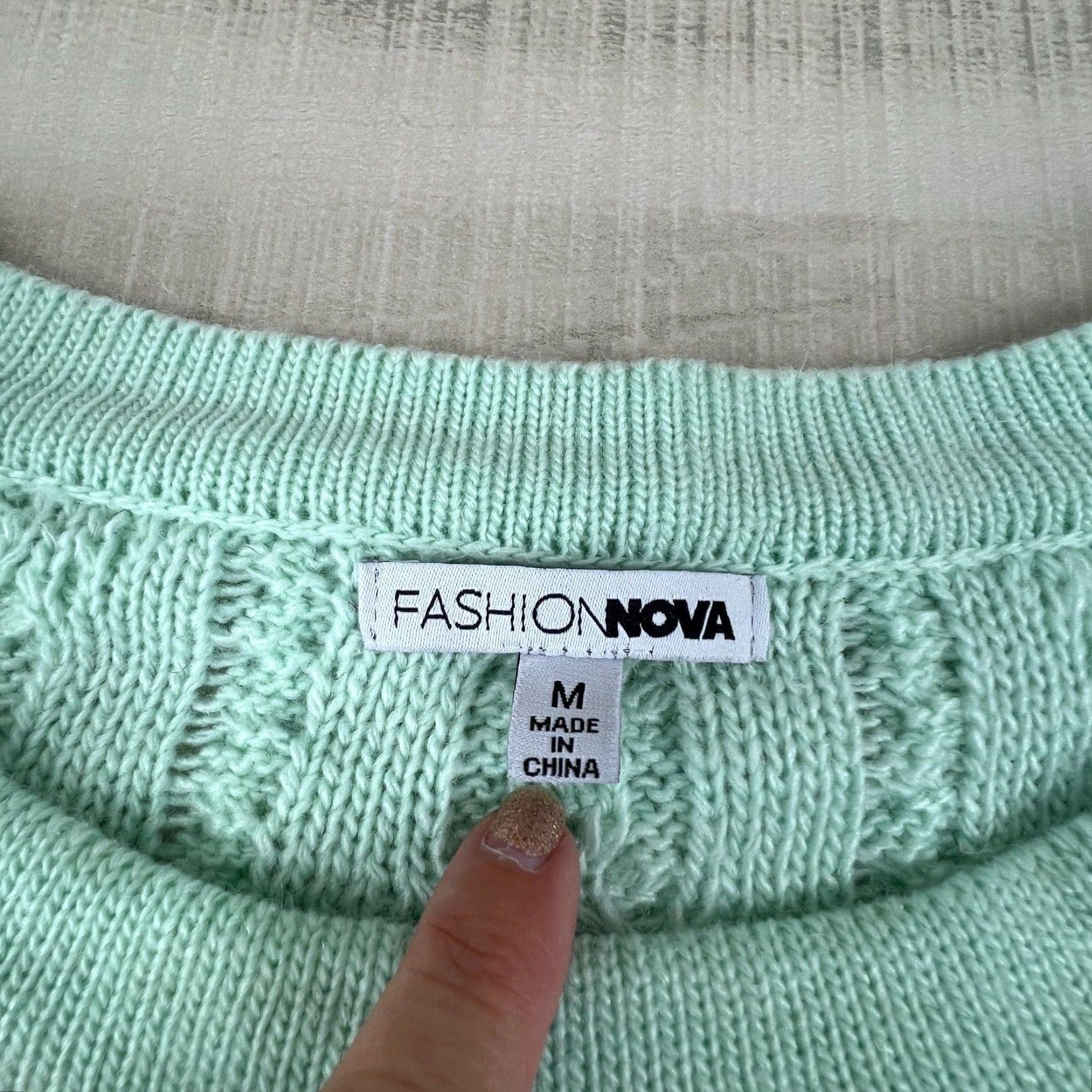 Fashion Nova Fashion Nova Womens Green Cable Knit Sweater Medium Pearl Accent Size M / US 6-8 / IT 42-44 - 3 Thumbnail