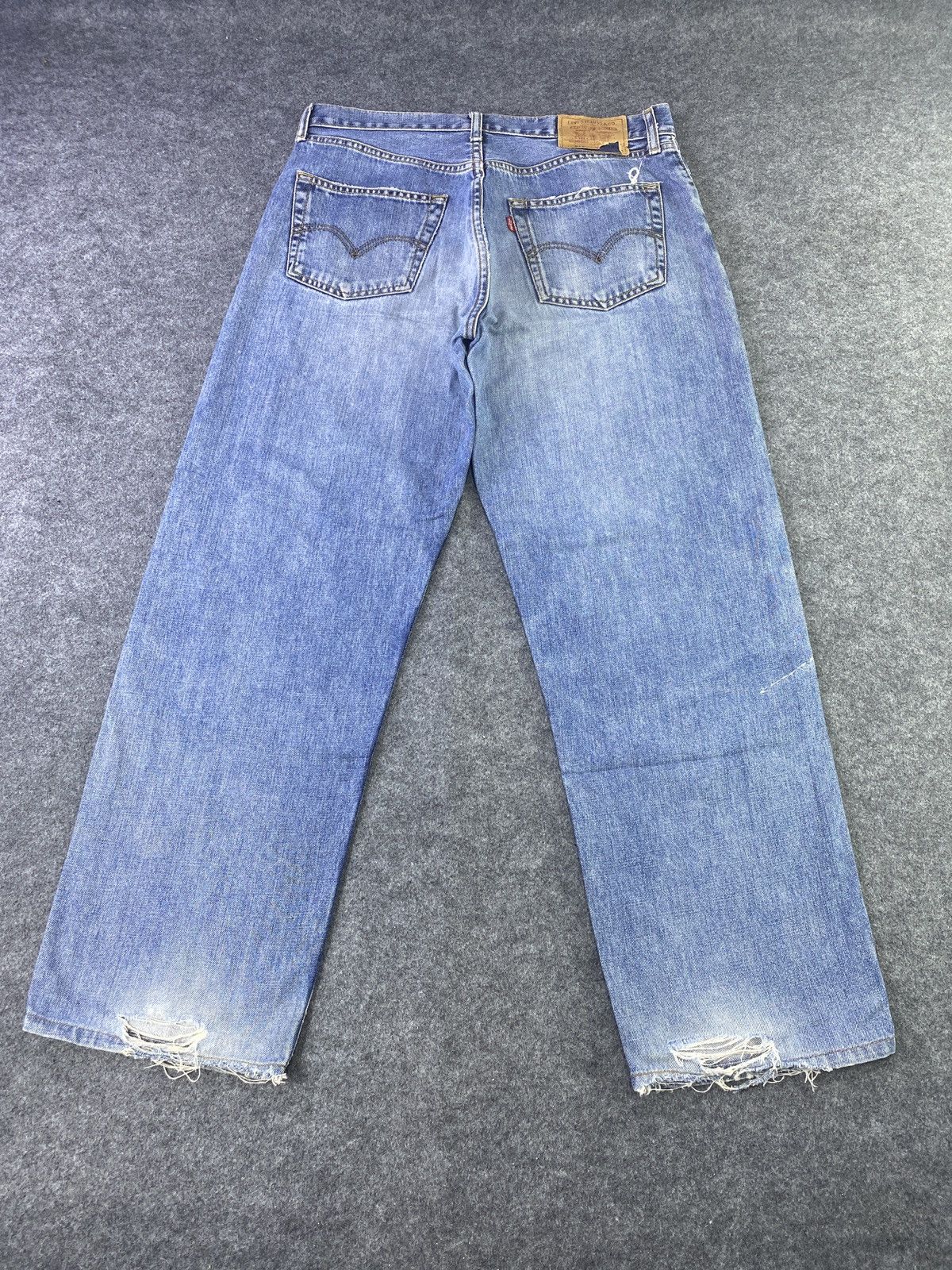 Jean × Levi's × Vintage VINTAGE LEVIS 513 DISTRESS BLUE WASH JEANS - J912 Size US 34 / EU 50 - 4 Thumbnail